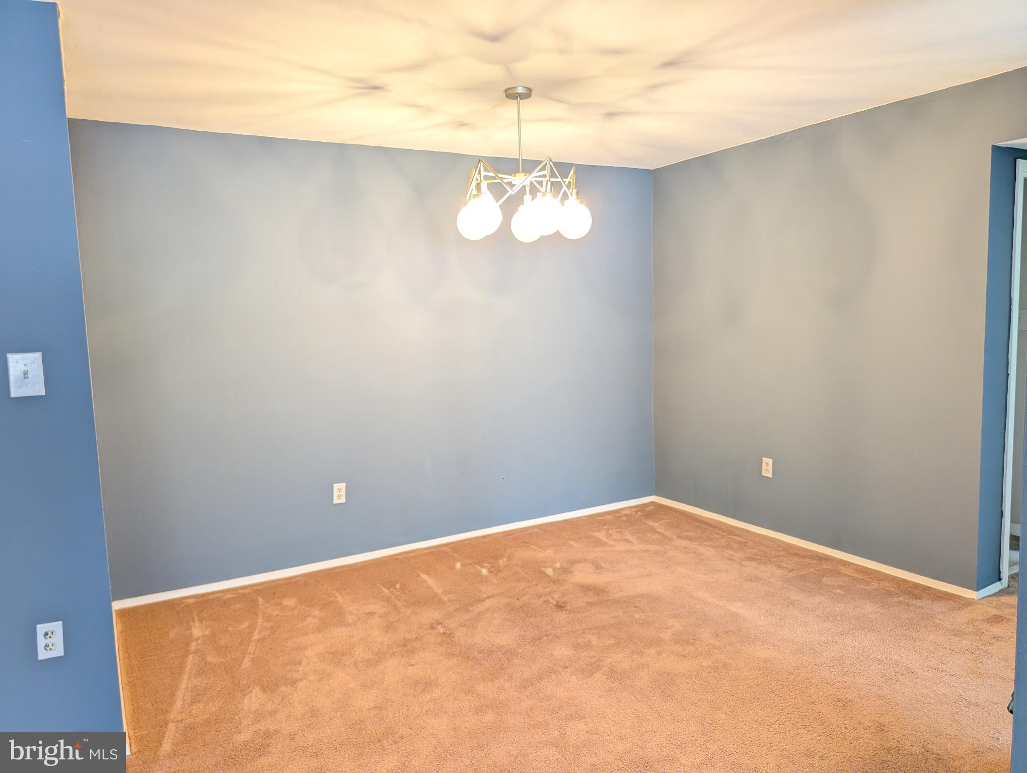 HYDE PARK - Residential