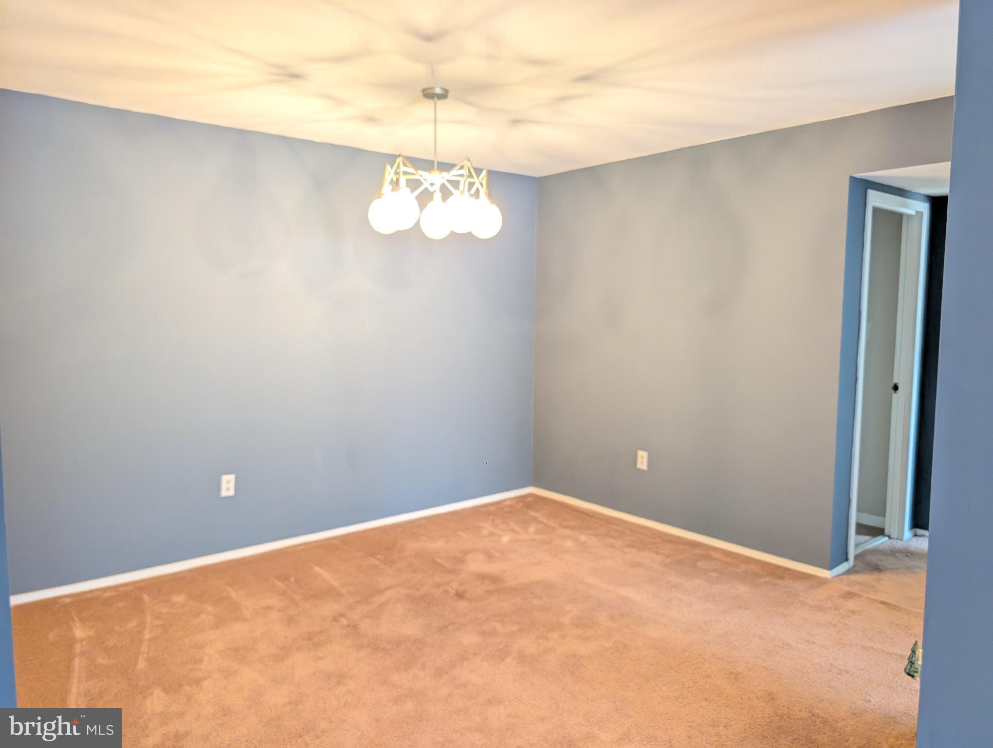 HYDE PARK - Residential