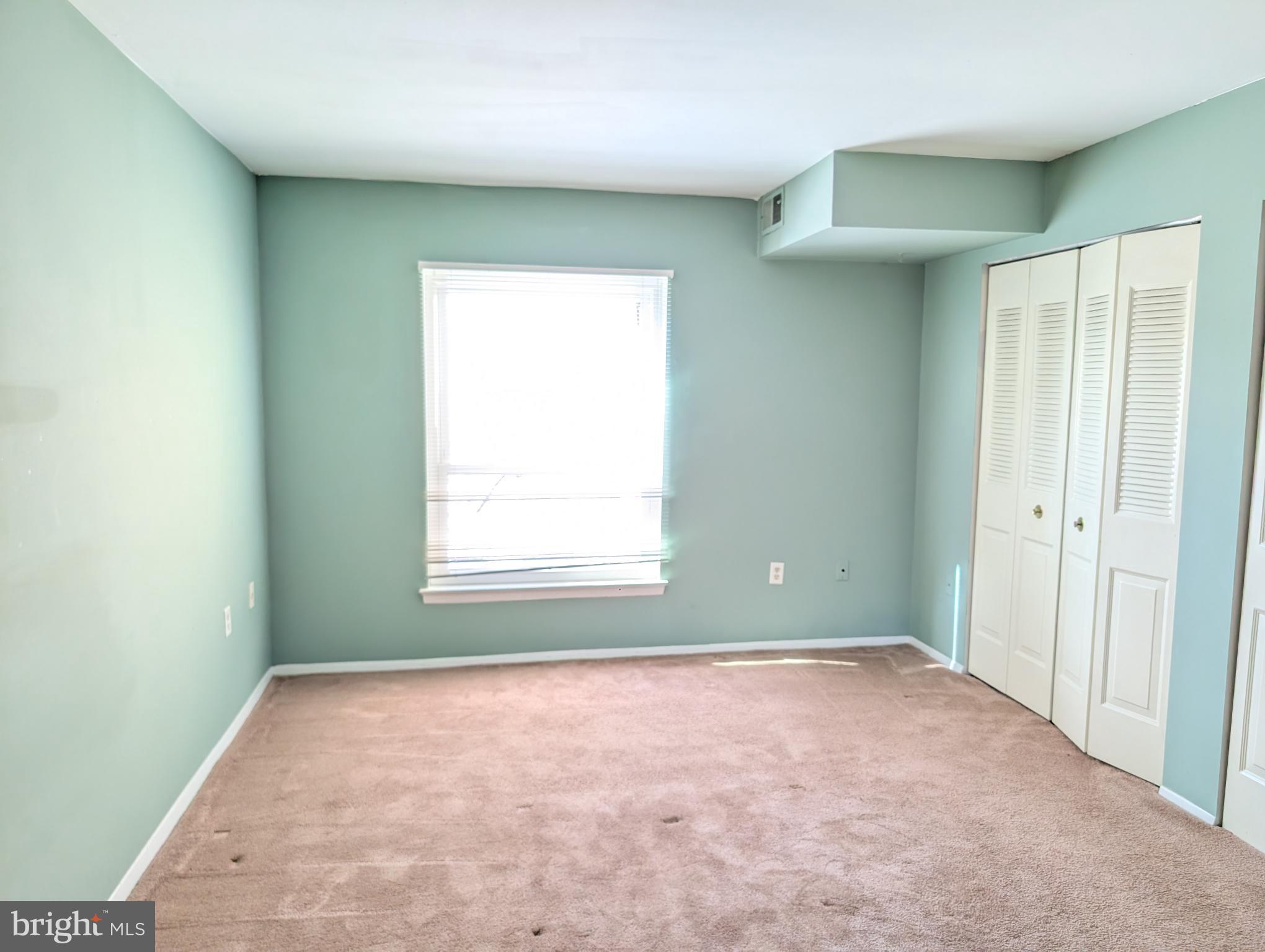 HYDE PARK - Residential