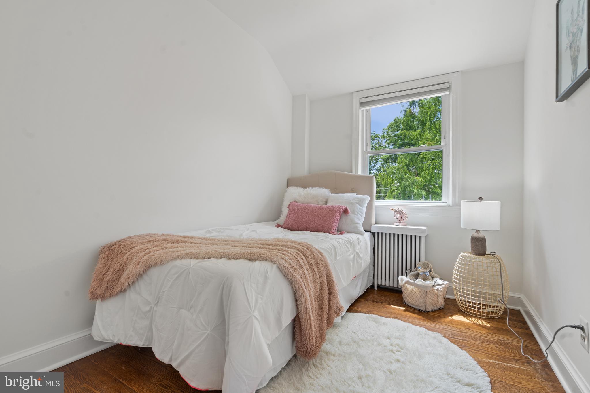 VIRGINIA SQUARE - Residential