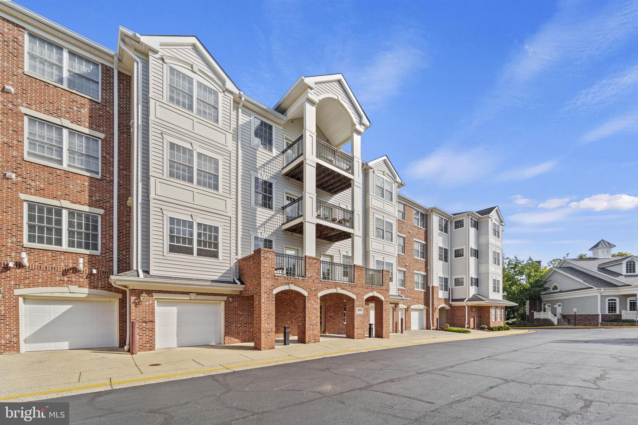 CENTRAL PARKE AT LOWES ISLAND - Residential