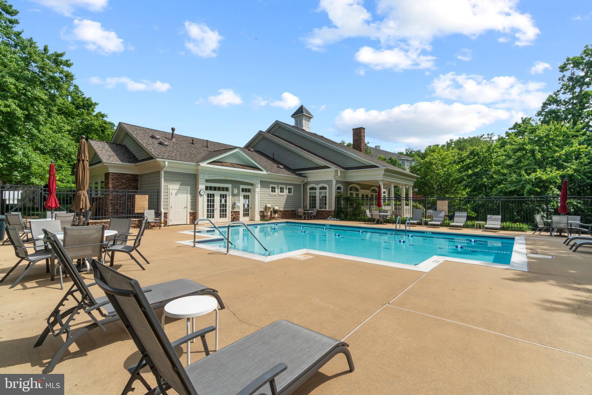 CENTRAL PARKE AT LOWES ISLAND - Residential