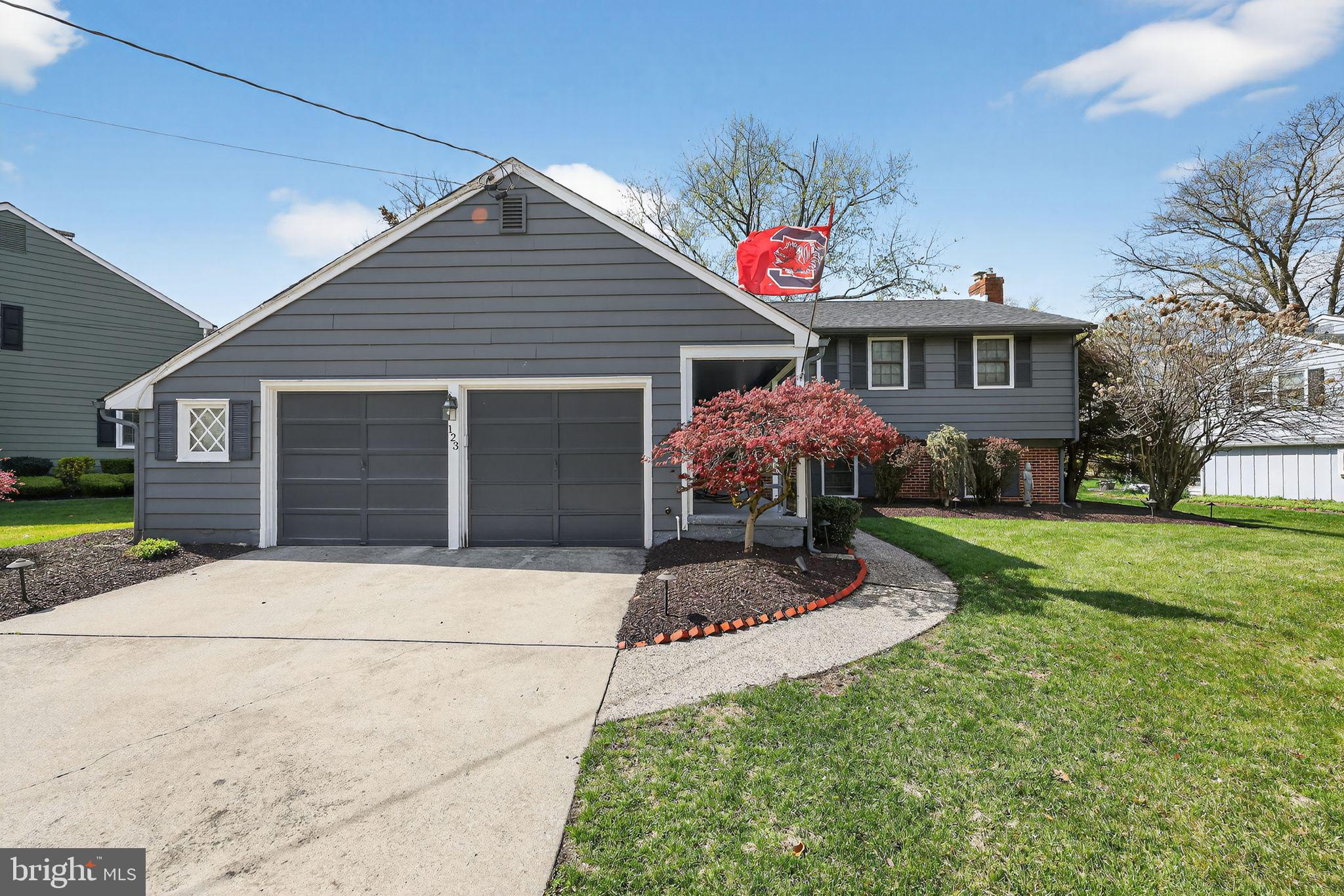 123 PEARL CROFT ROAD