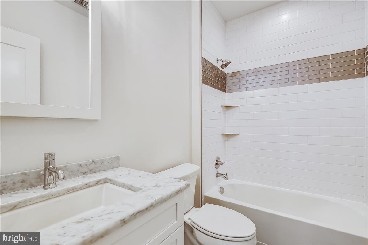 BRADLEY HILLS - Residential