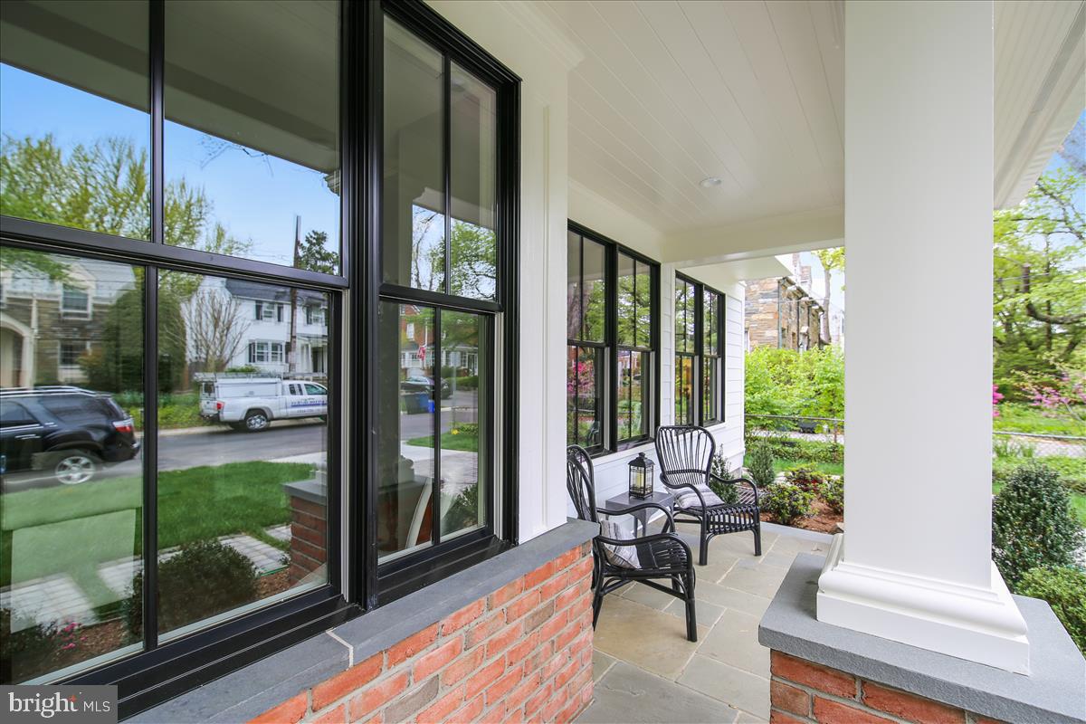 BRADLEY HILLS - Residential