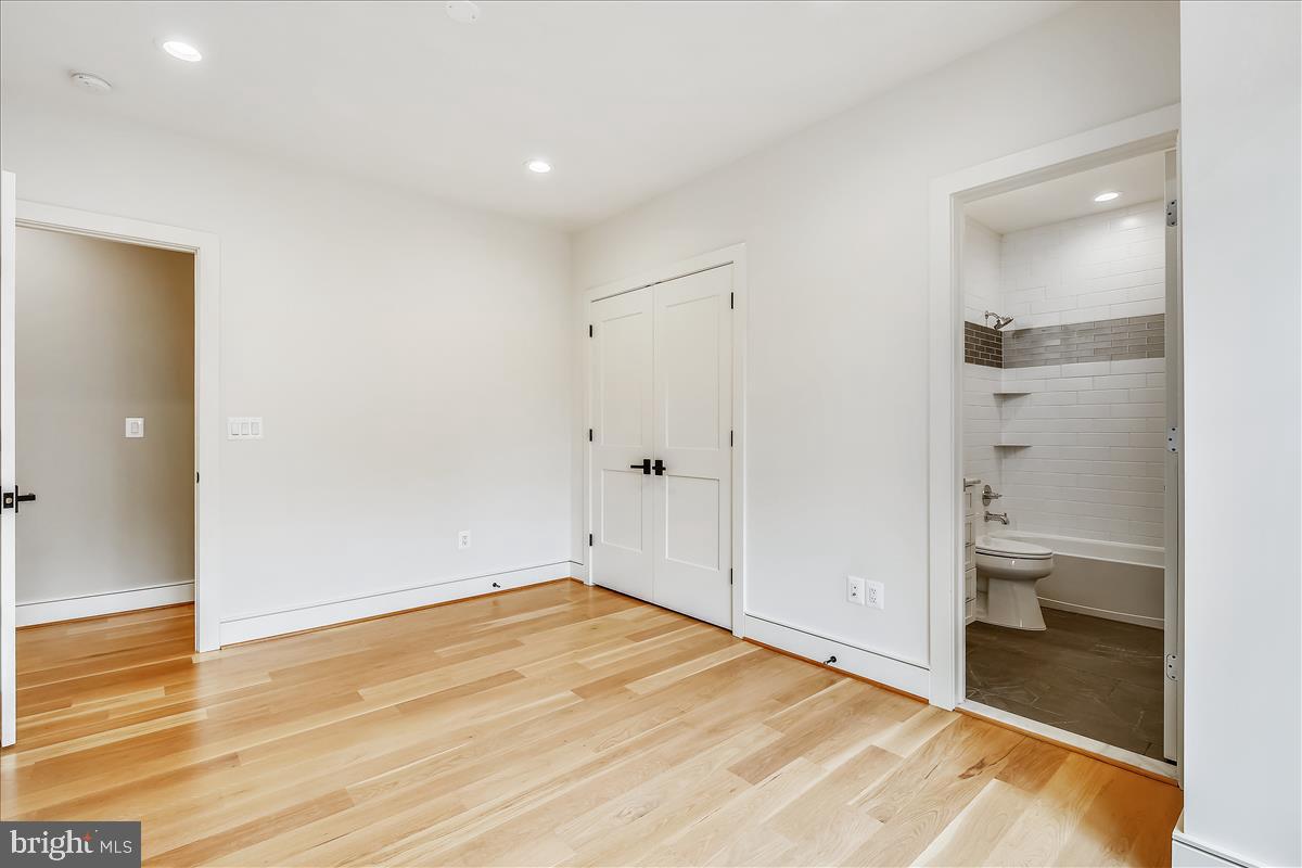 BRADLEY HILLS - Residential