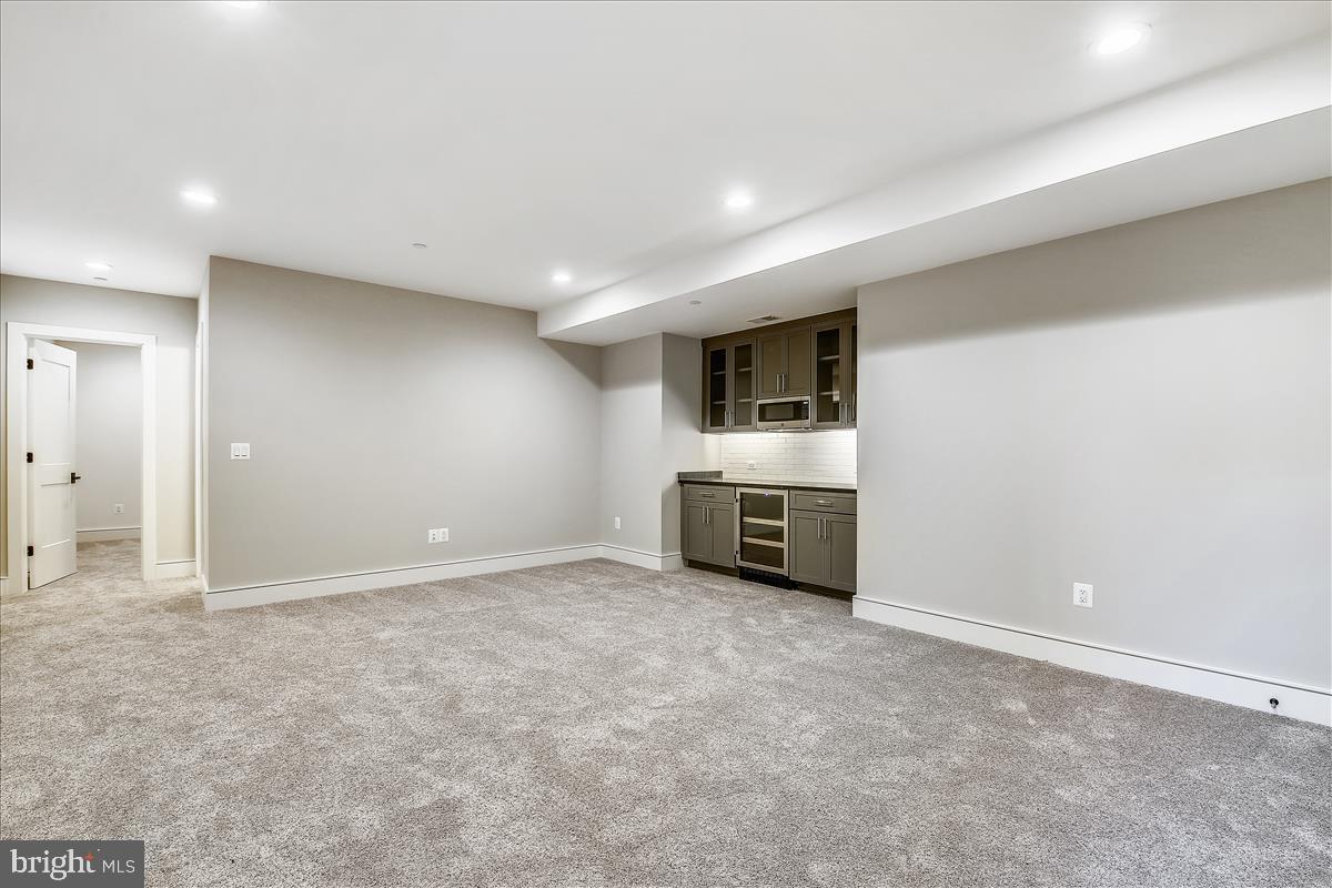 BRADLEY HILLS - Residential