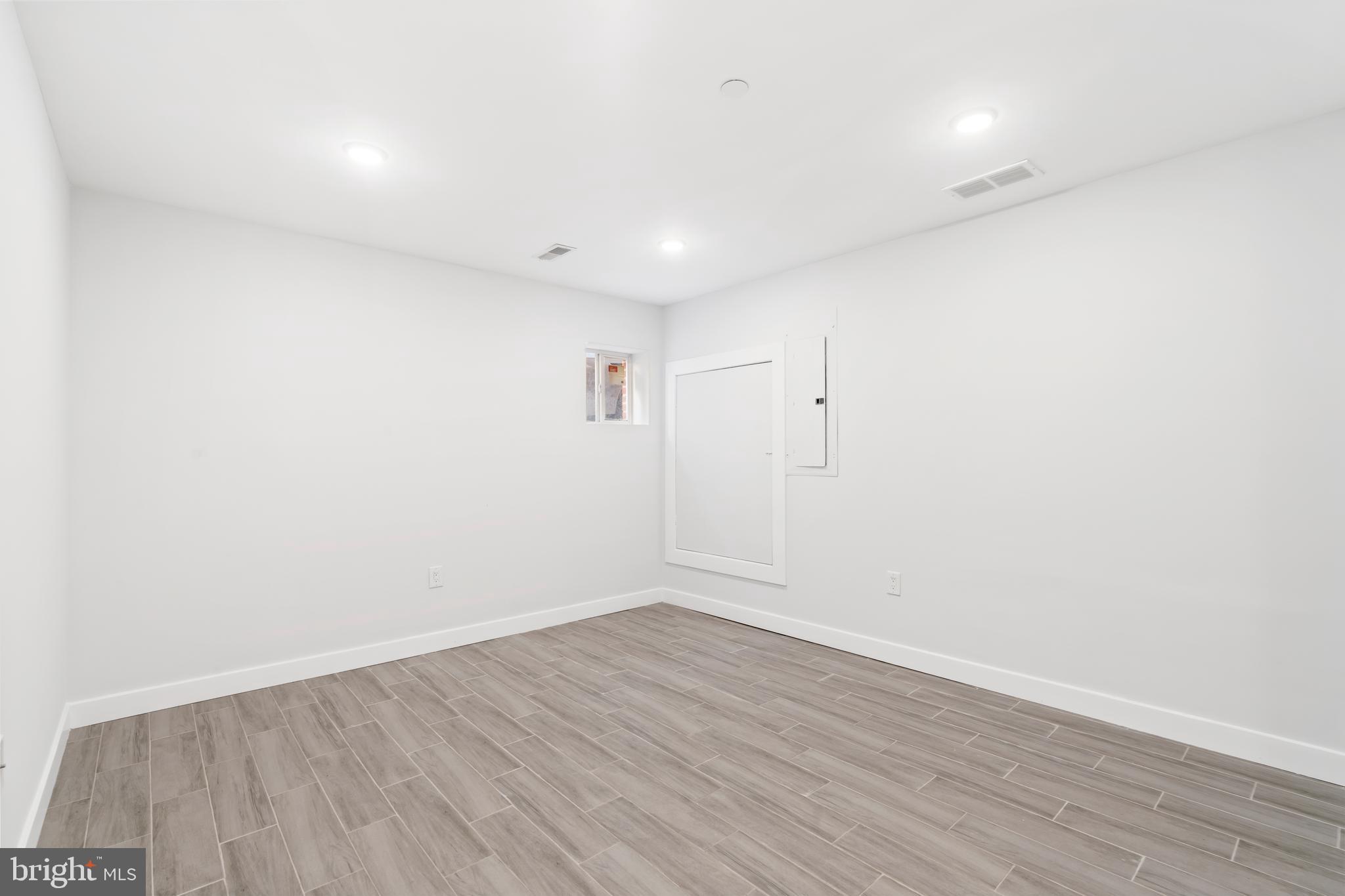 FRANCISVILLE - Residential