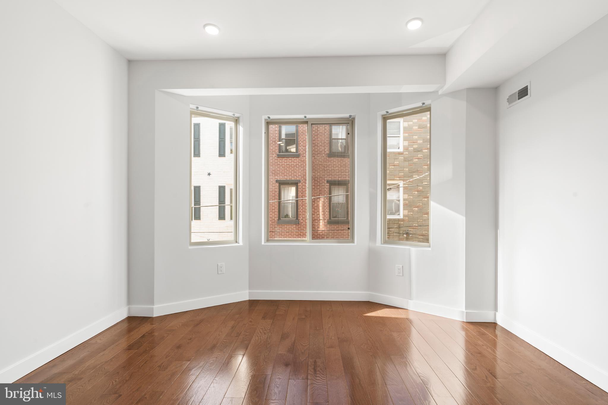 FRANCISVILLE - Residential