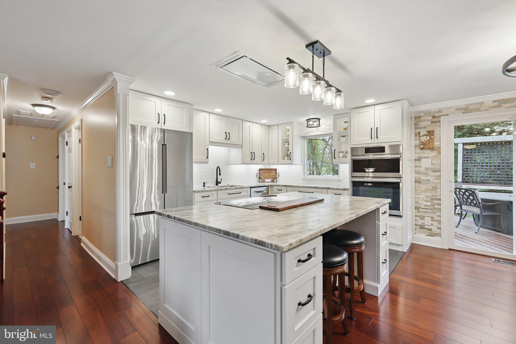 1550 POWELLS TAVERN PLACE