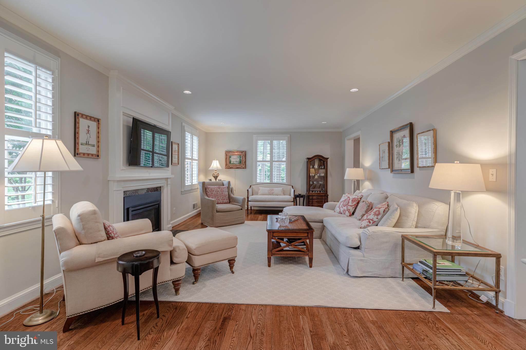 CHEVY CHASE - Residential