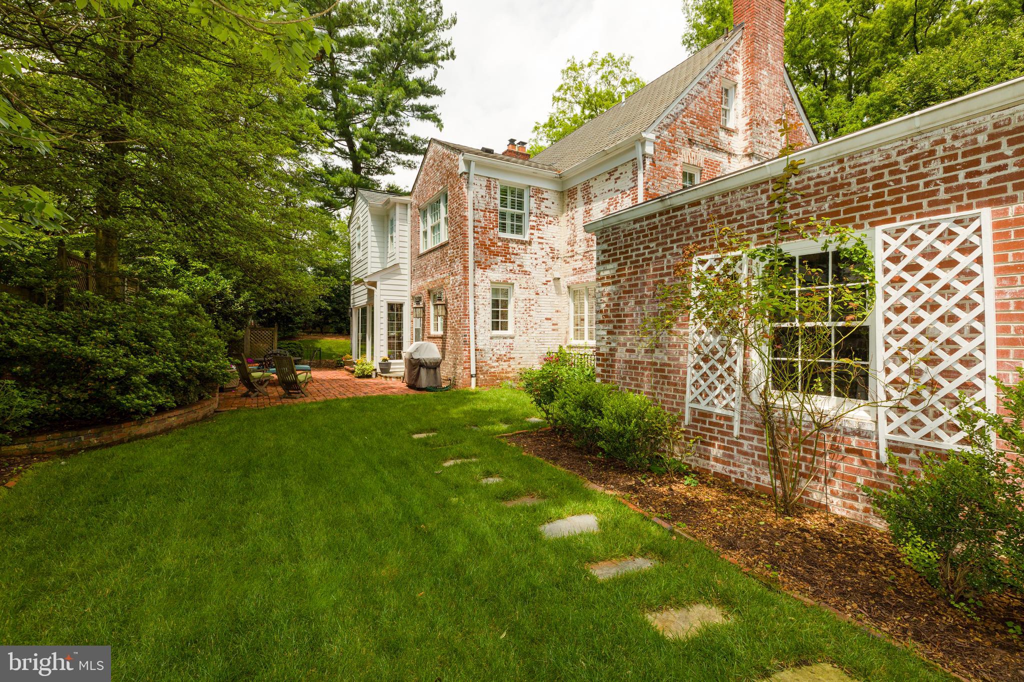 CHEVY CHASE - Residential