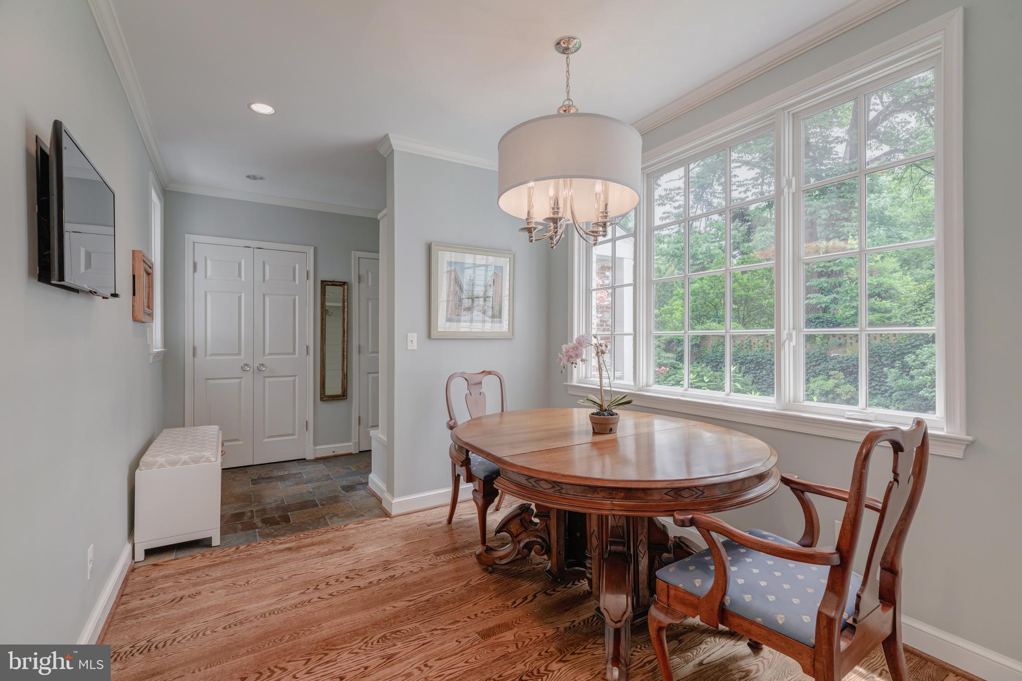 CHEVY CHASE - Residential