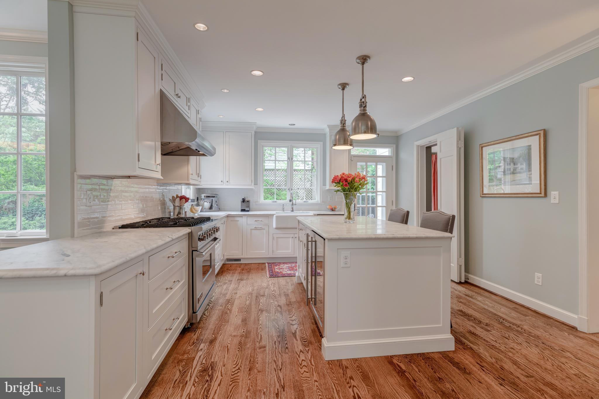 CHEVY CHASE - Residential