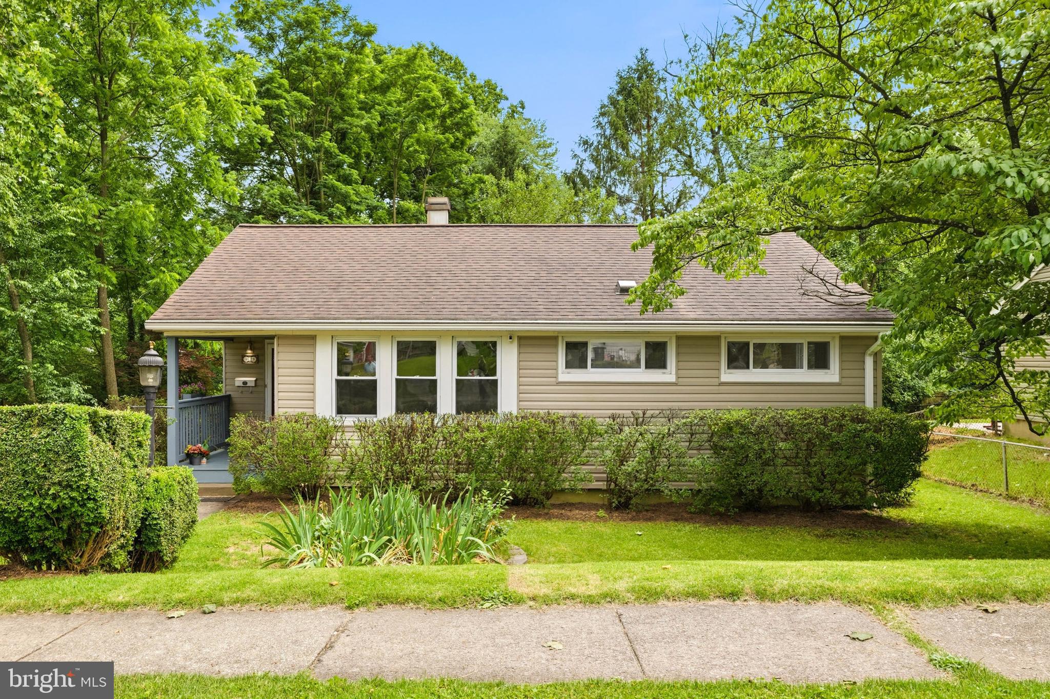 1125 PARRISH DRIVE