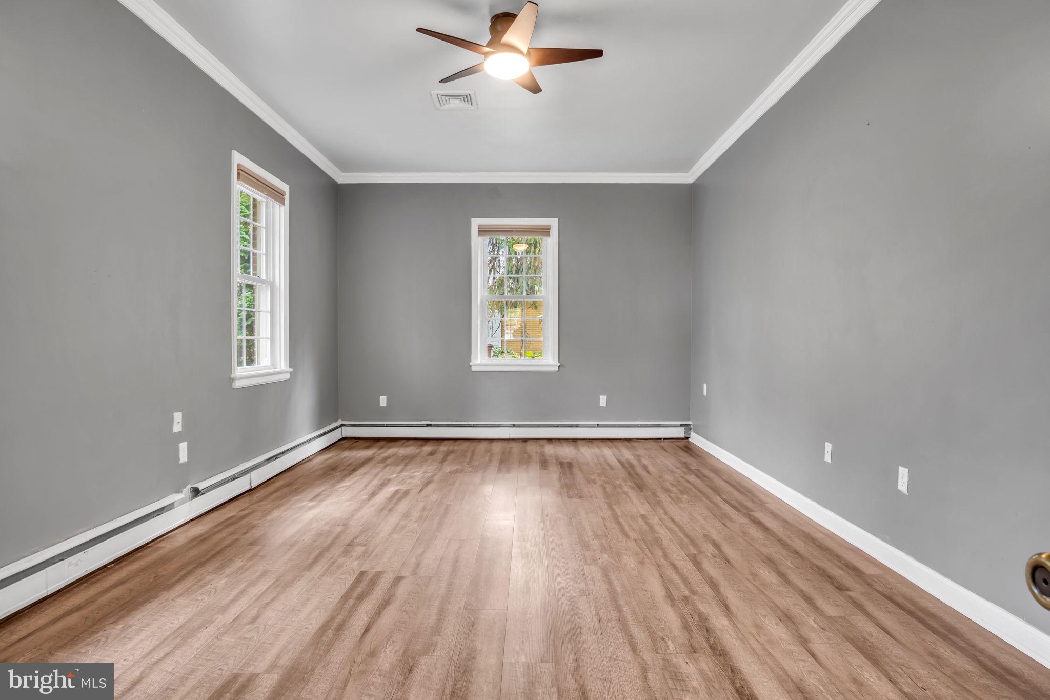 MOORELAND - Residential