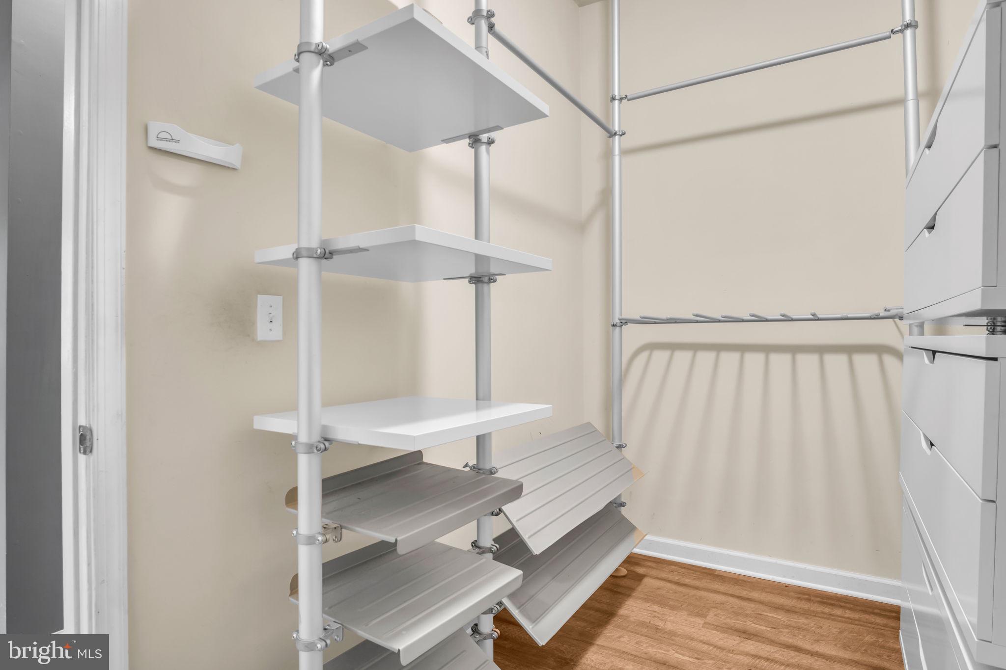 MOORELAND - Residential