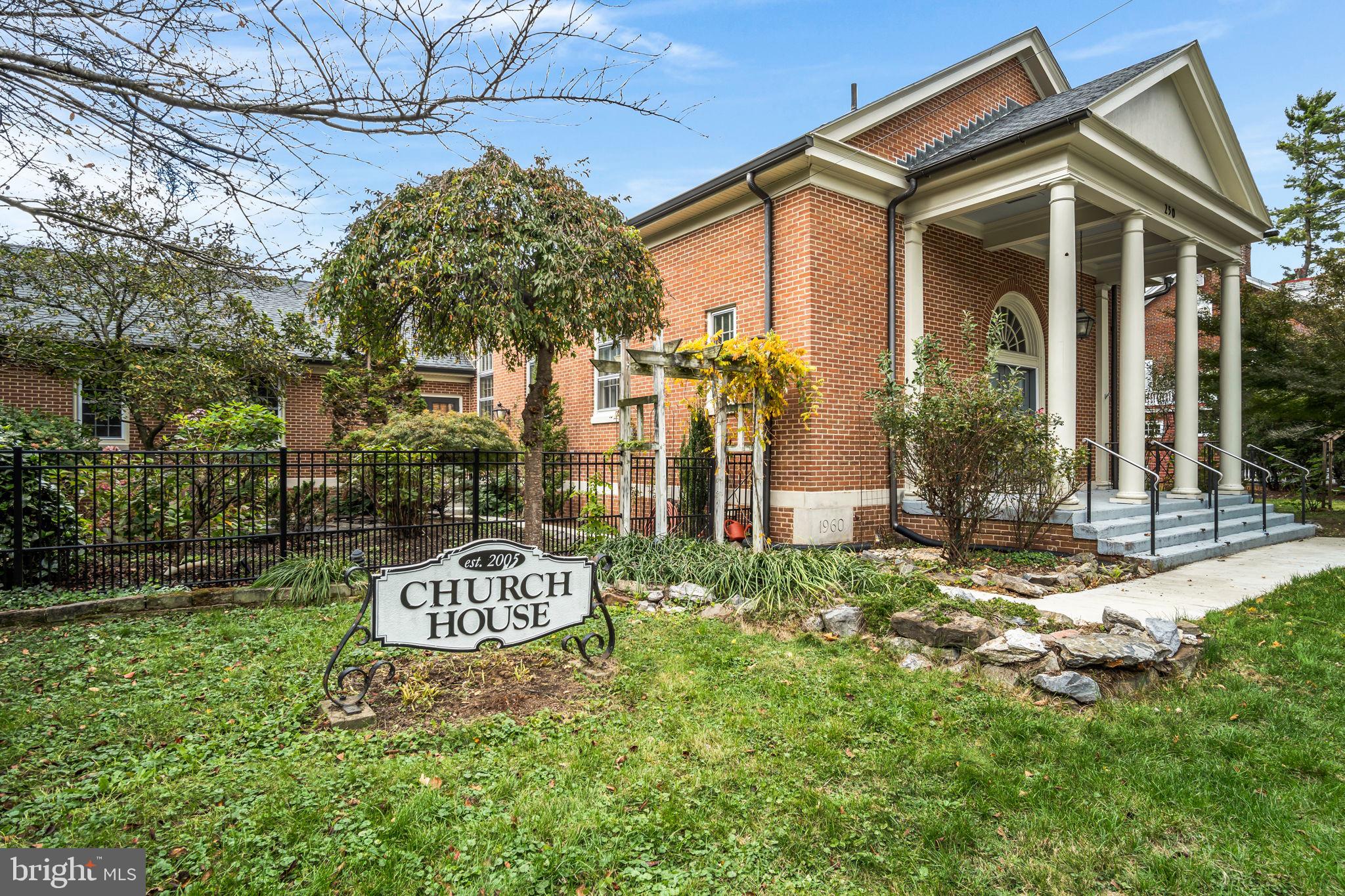 MOORELAND - Residential