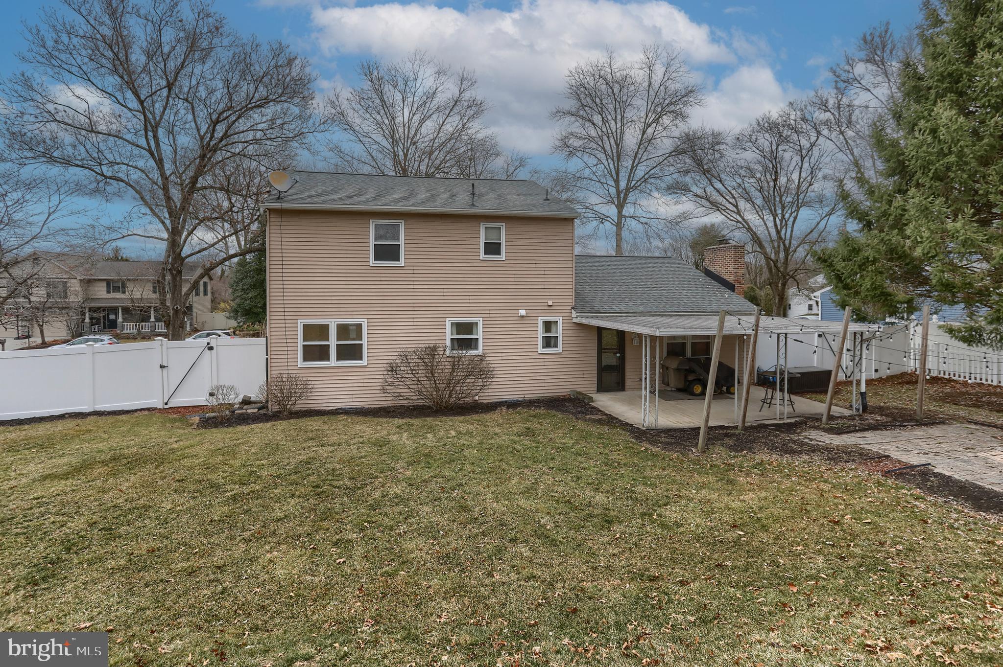 PINEBROOK - Residential