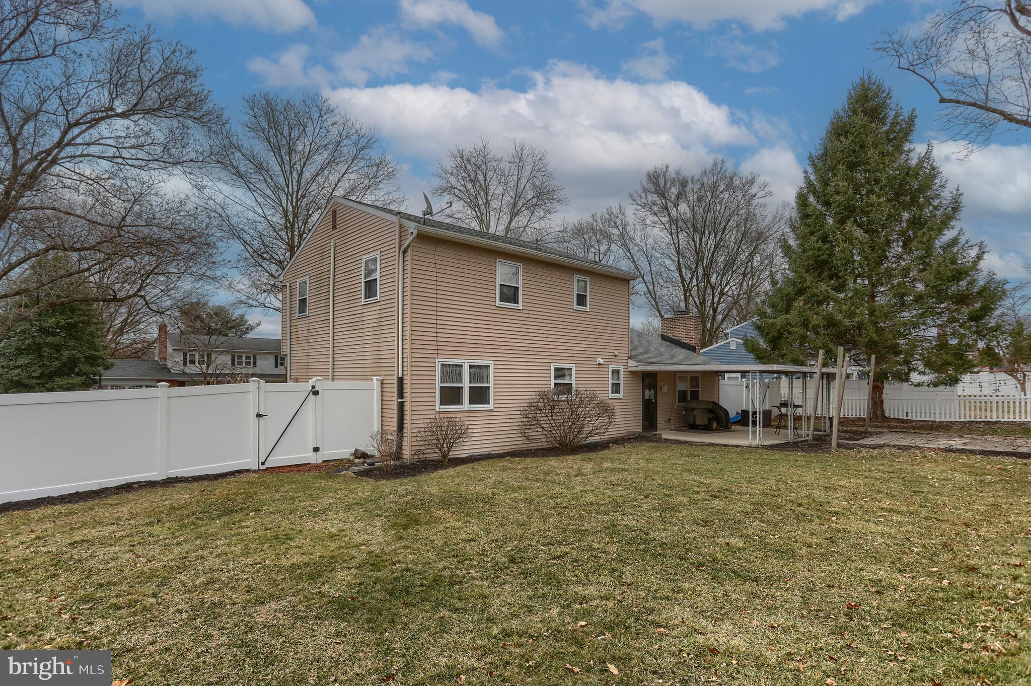 PINEBROOK - Residential