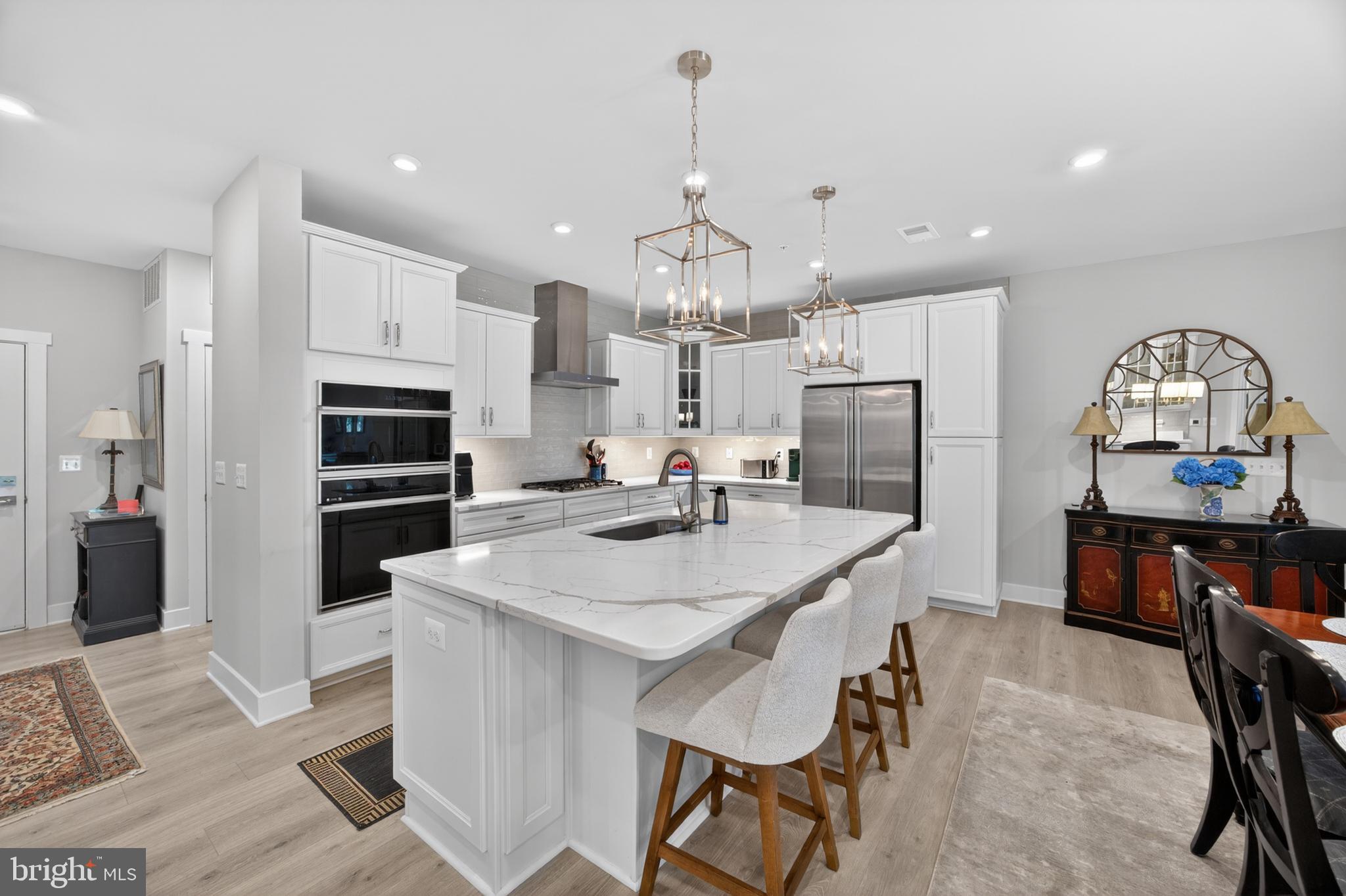 FOUR SEASONS AT KENT ISLAND - Residential