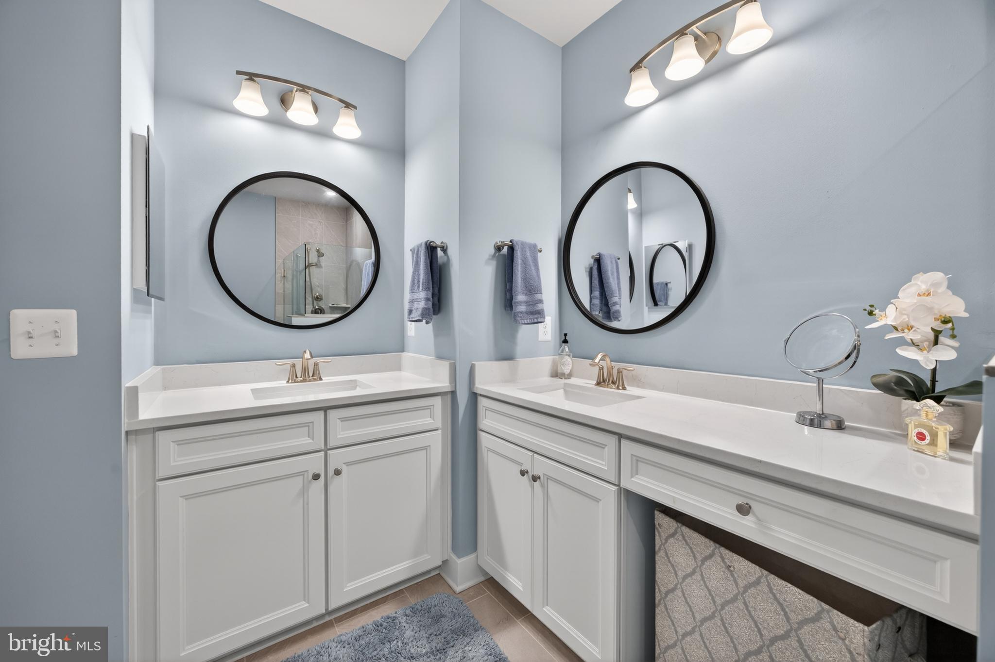 FOUR SEASONS AT KENT ISLAND - Residential