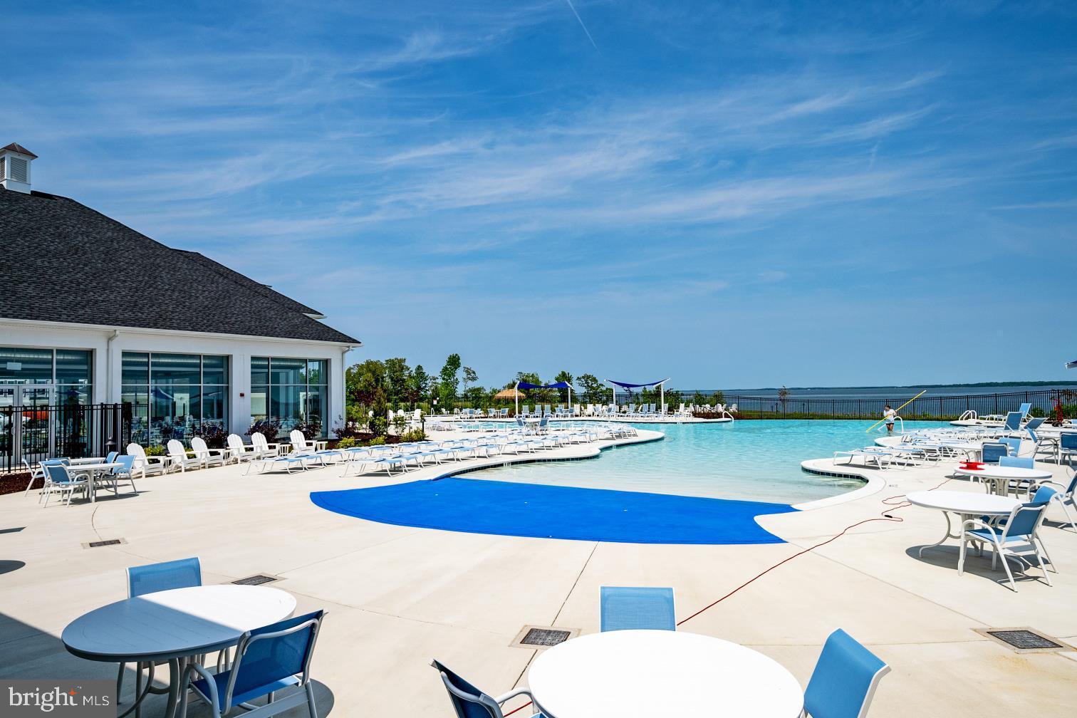 FOUR SEASONS AT KENT ISLAND - Residential