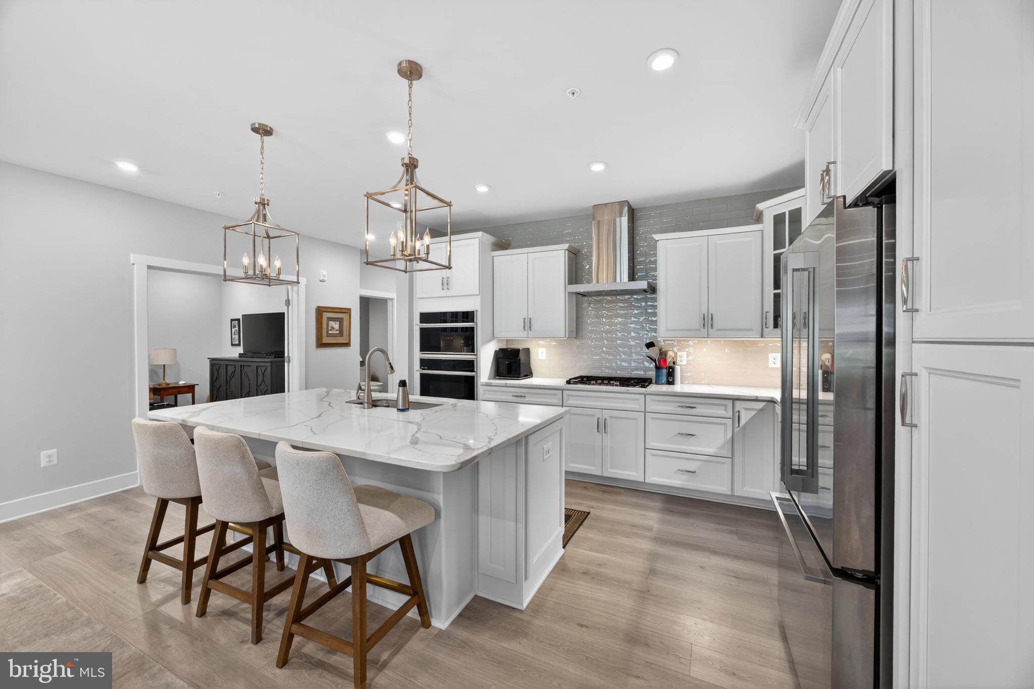 FOUR SEASONS AT KENT ISLAND - Residential
