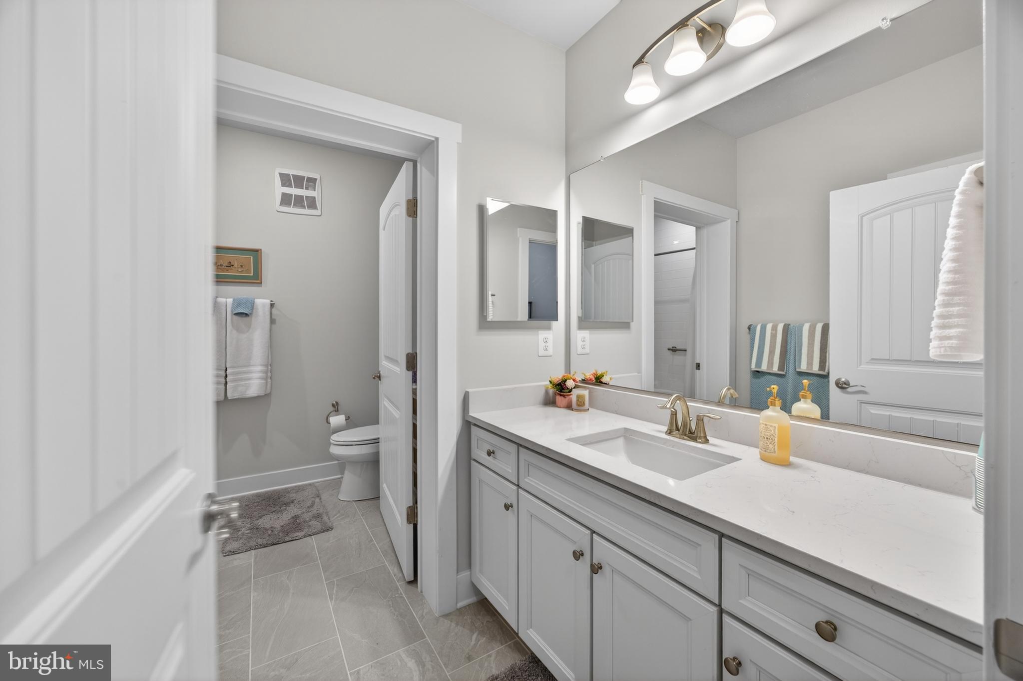 FOUR SEASONS AT KENT ISLAND - Residential