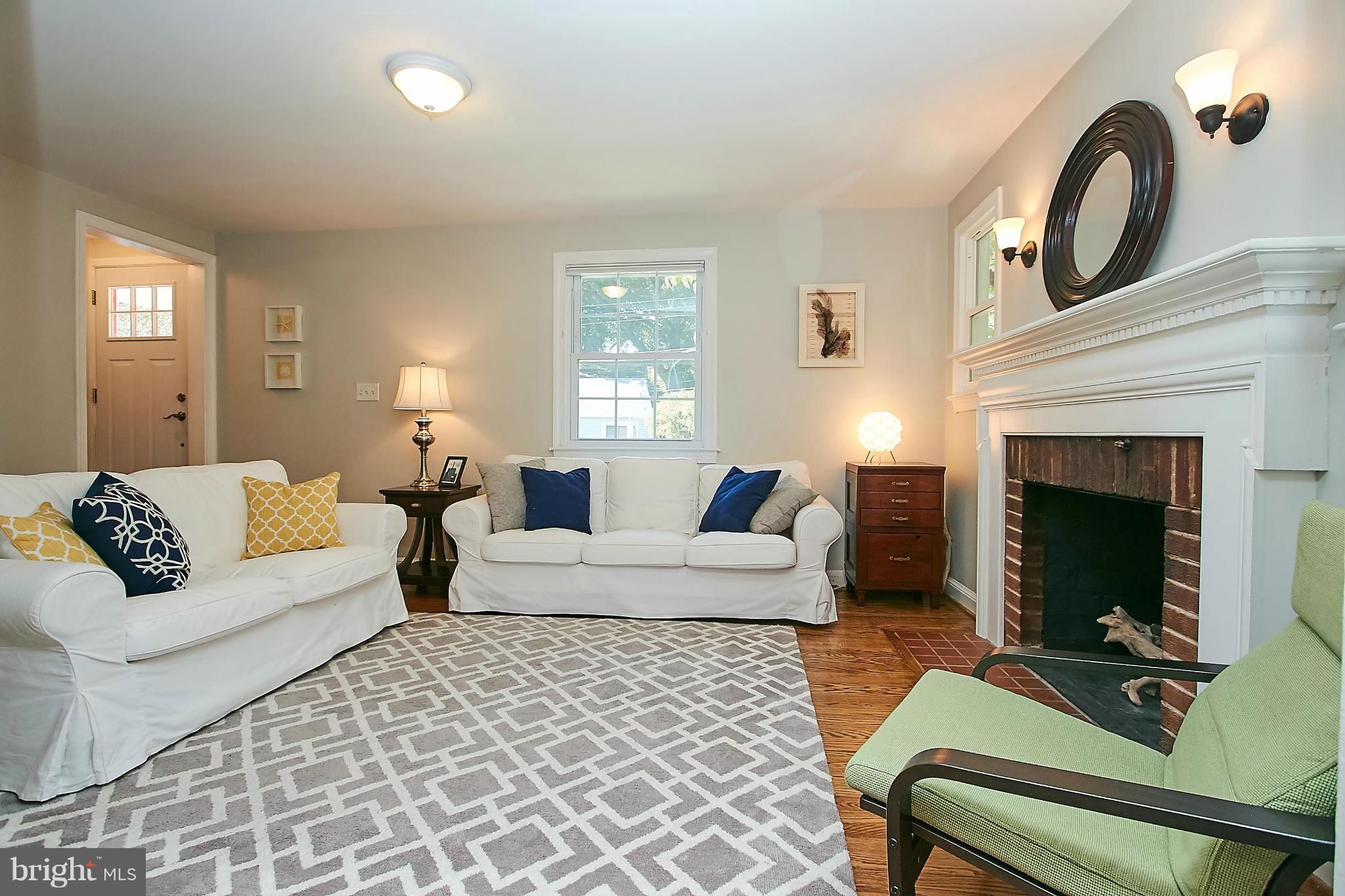 LEE HEIGHTS - Residential