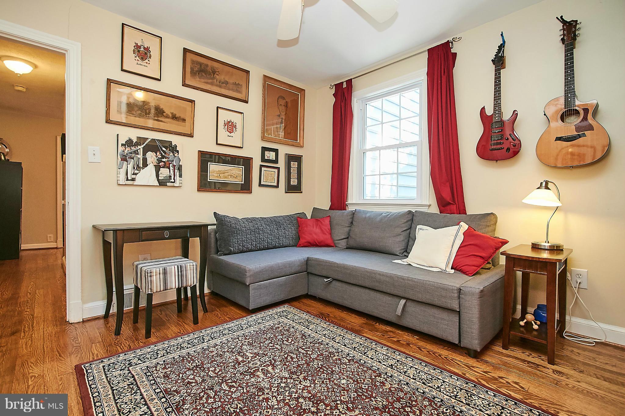 LEE HEIGHTS - Residential