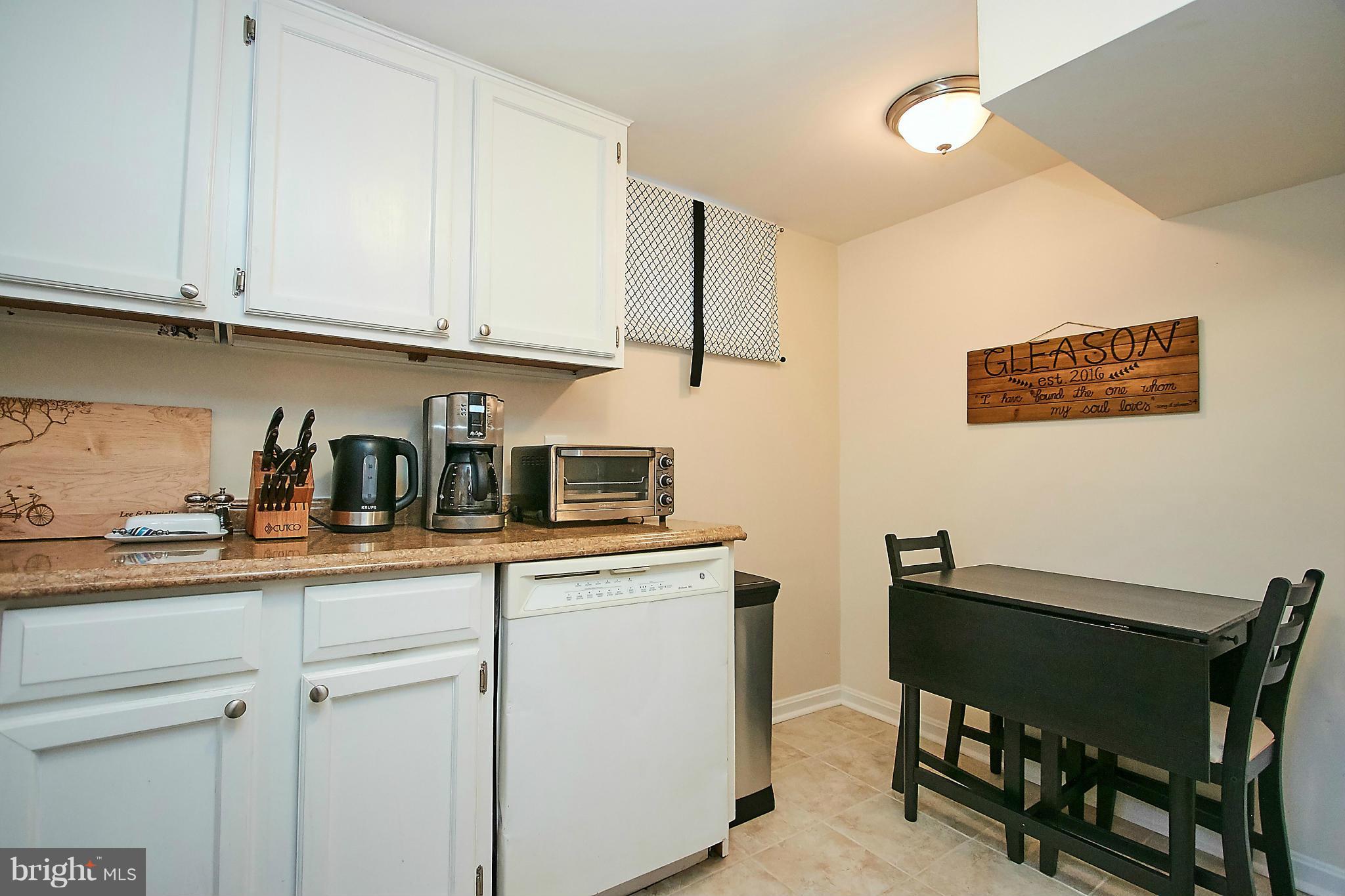 LEE HEIGHTS - Residential