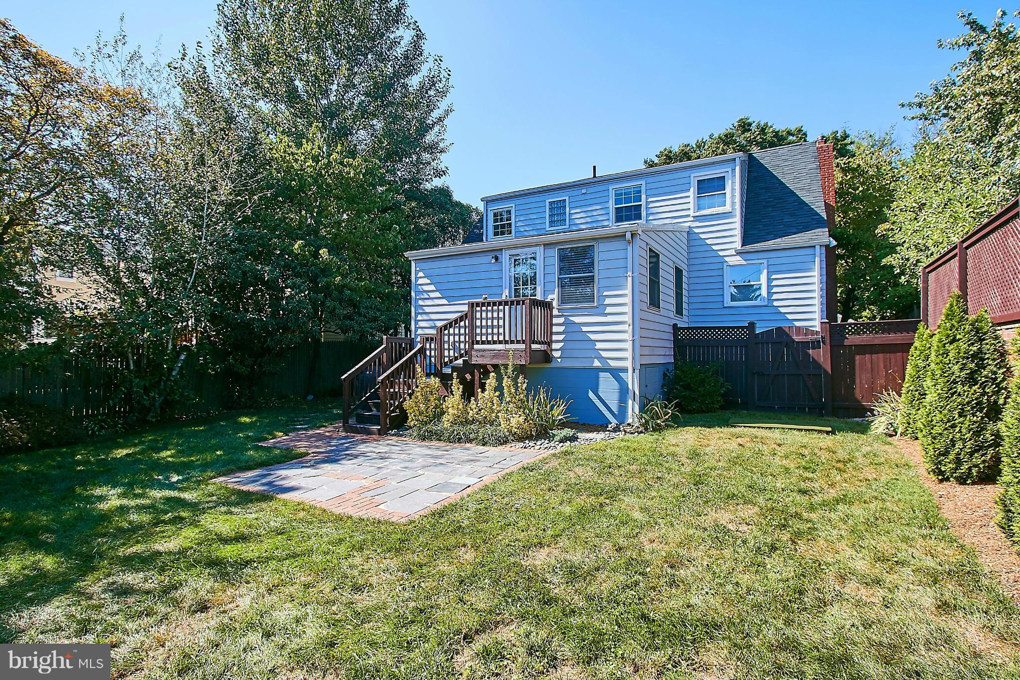 LEE HEIGHTS - Residential