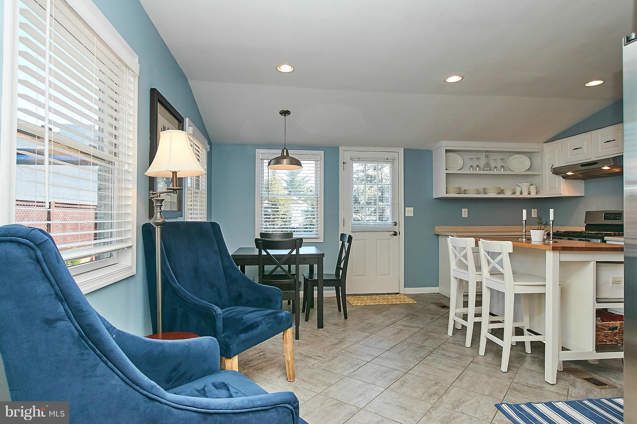 LEE HEIGHTS - Residential