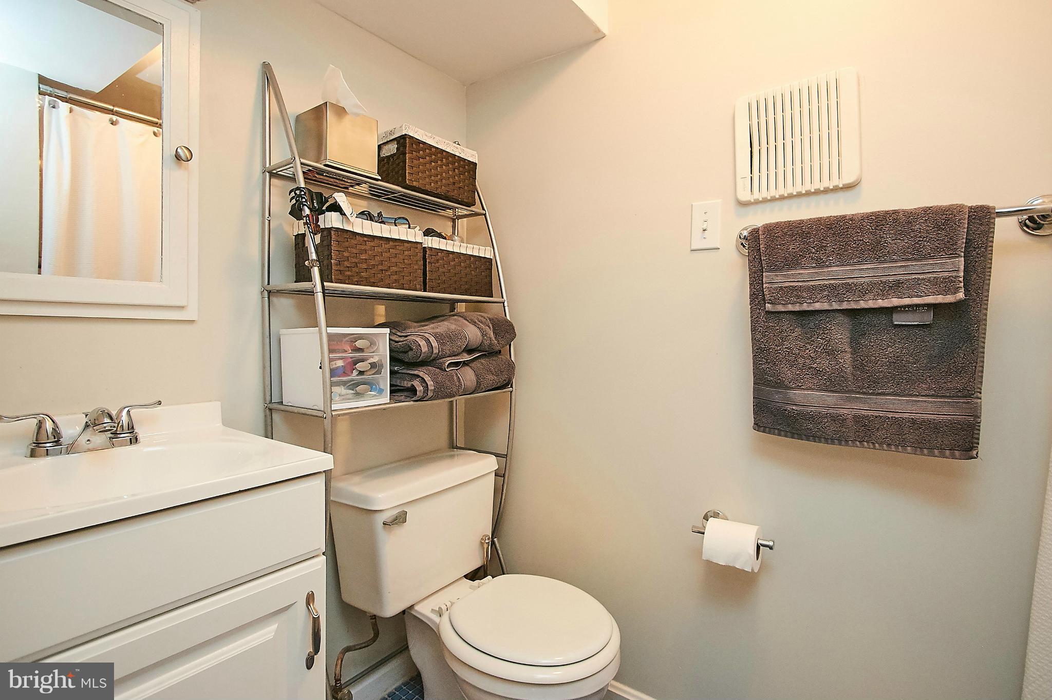 LEE HEIGHTS - Residential