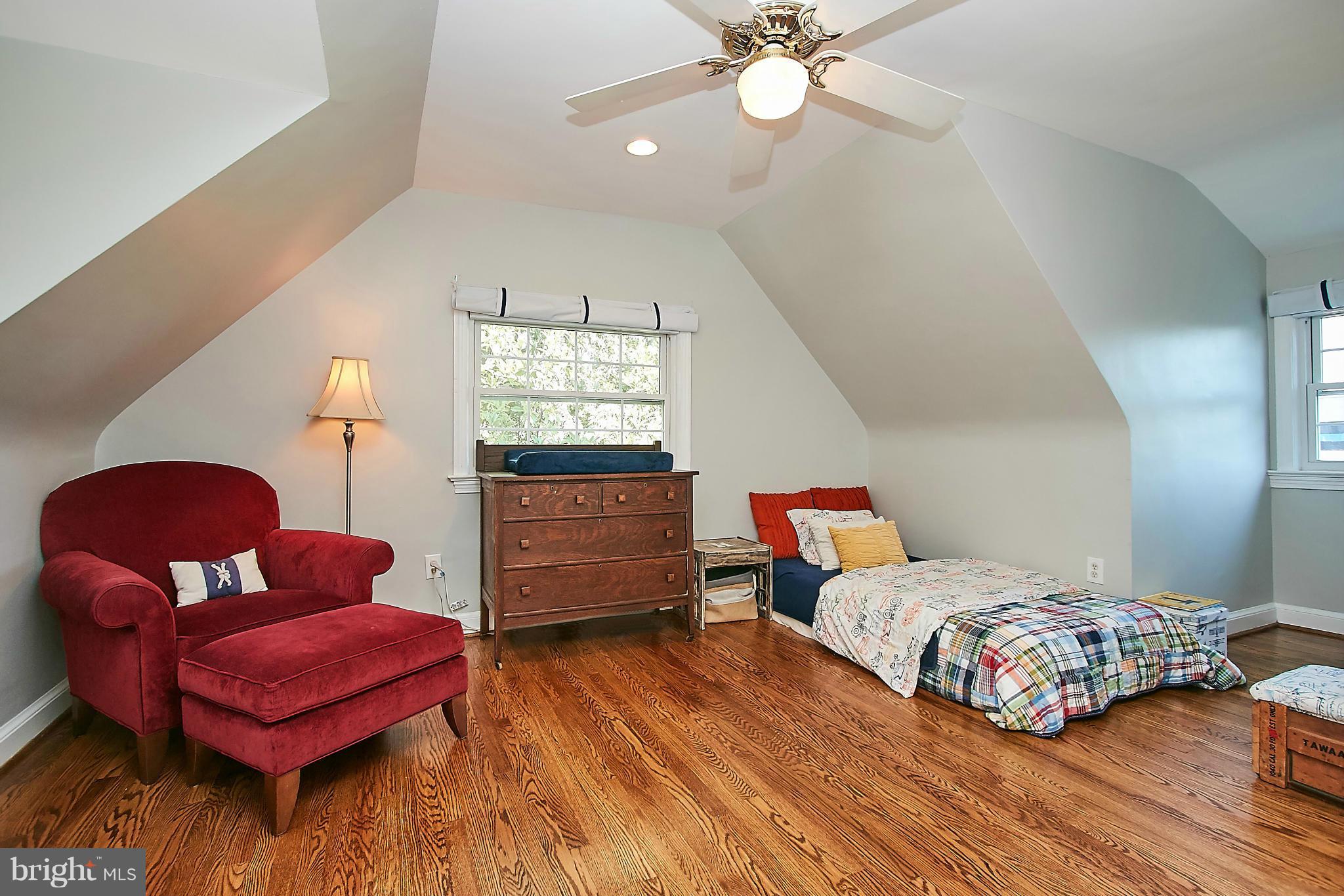 LEE HEIGHTS - Residential