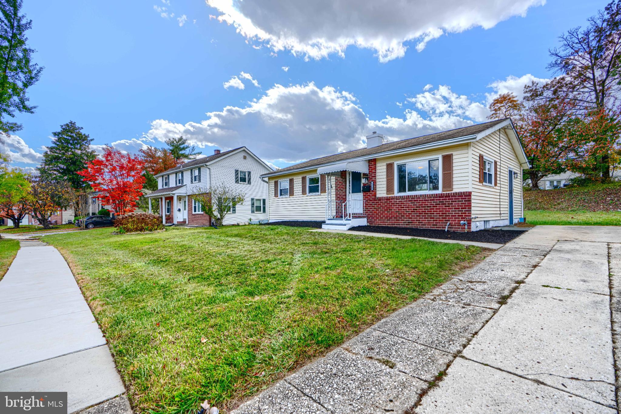 LOCHERN - Residential