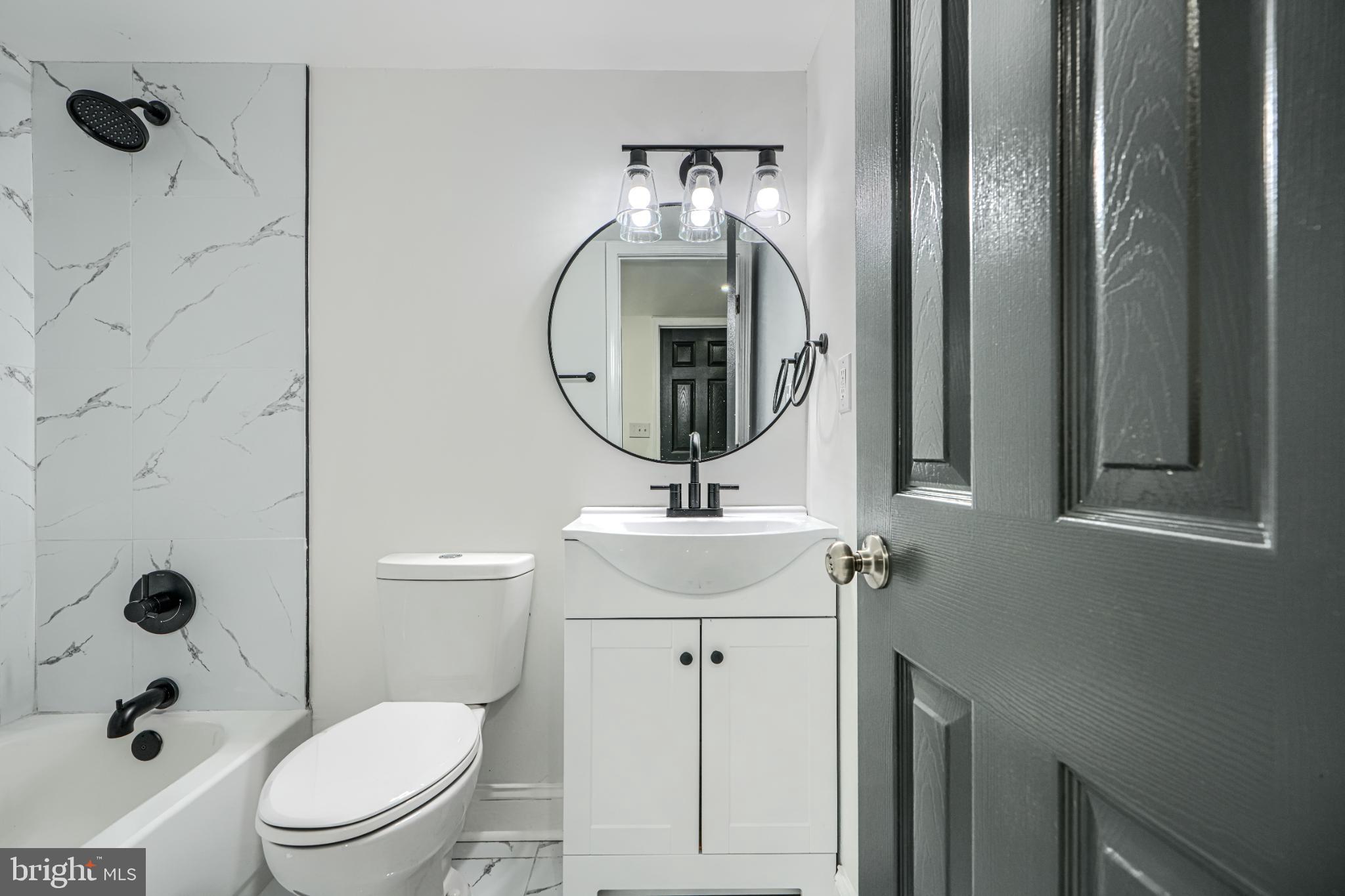 LOCHERN - Residential