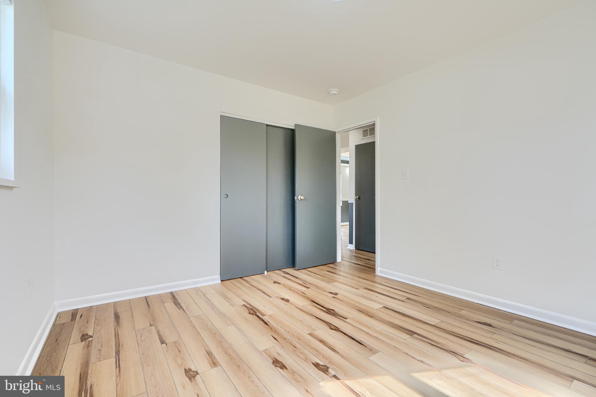 LOCHERN - Residential