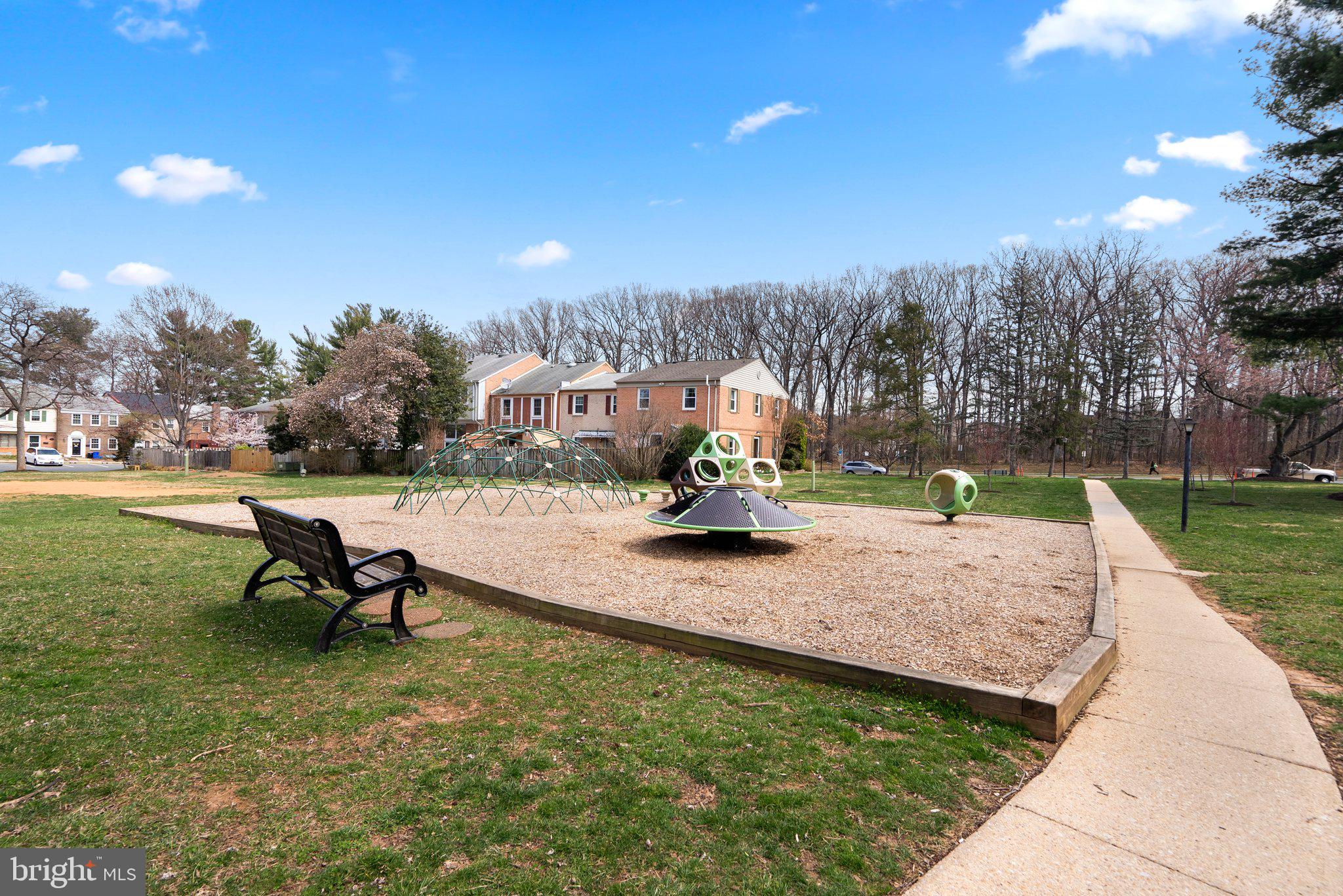 SHADY GROVE VILLAGE - Residential