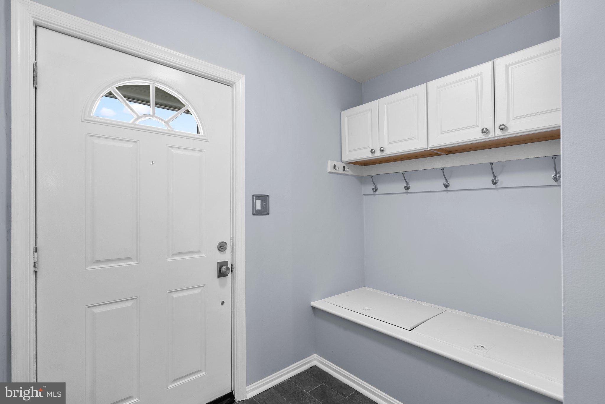 10 RED KILN COURT