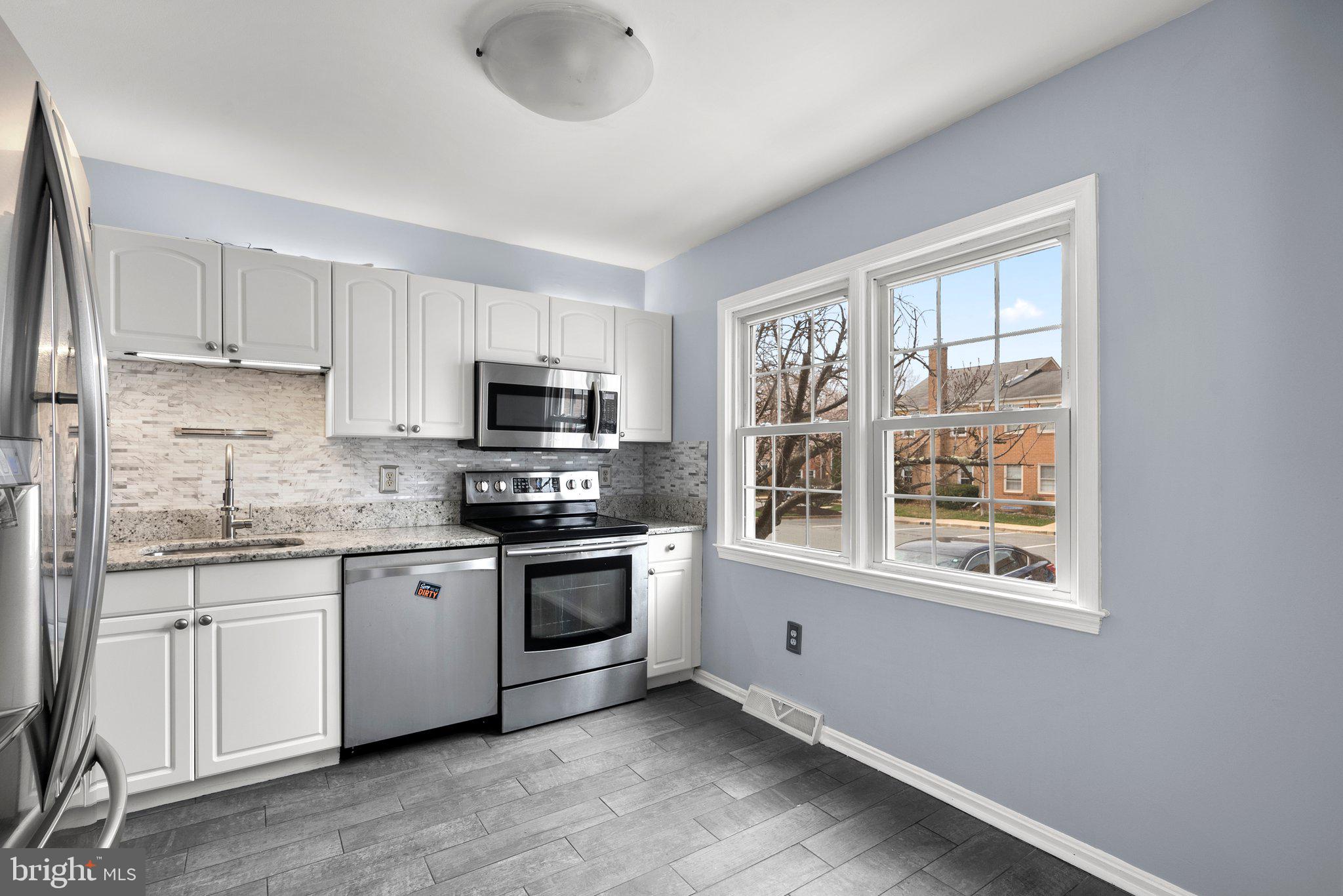 SHADY GROVE VILLAGE - Residential