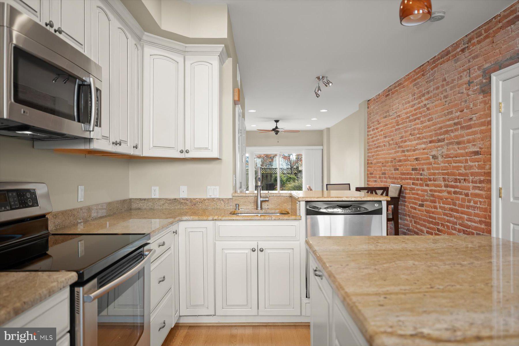 EASTPORT - Residential