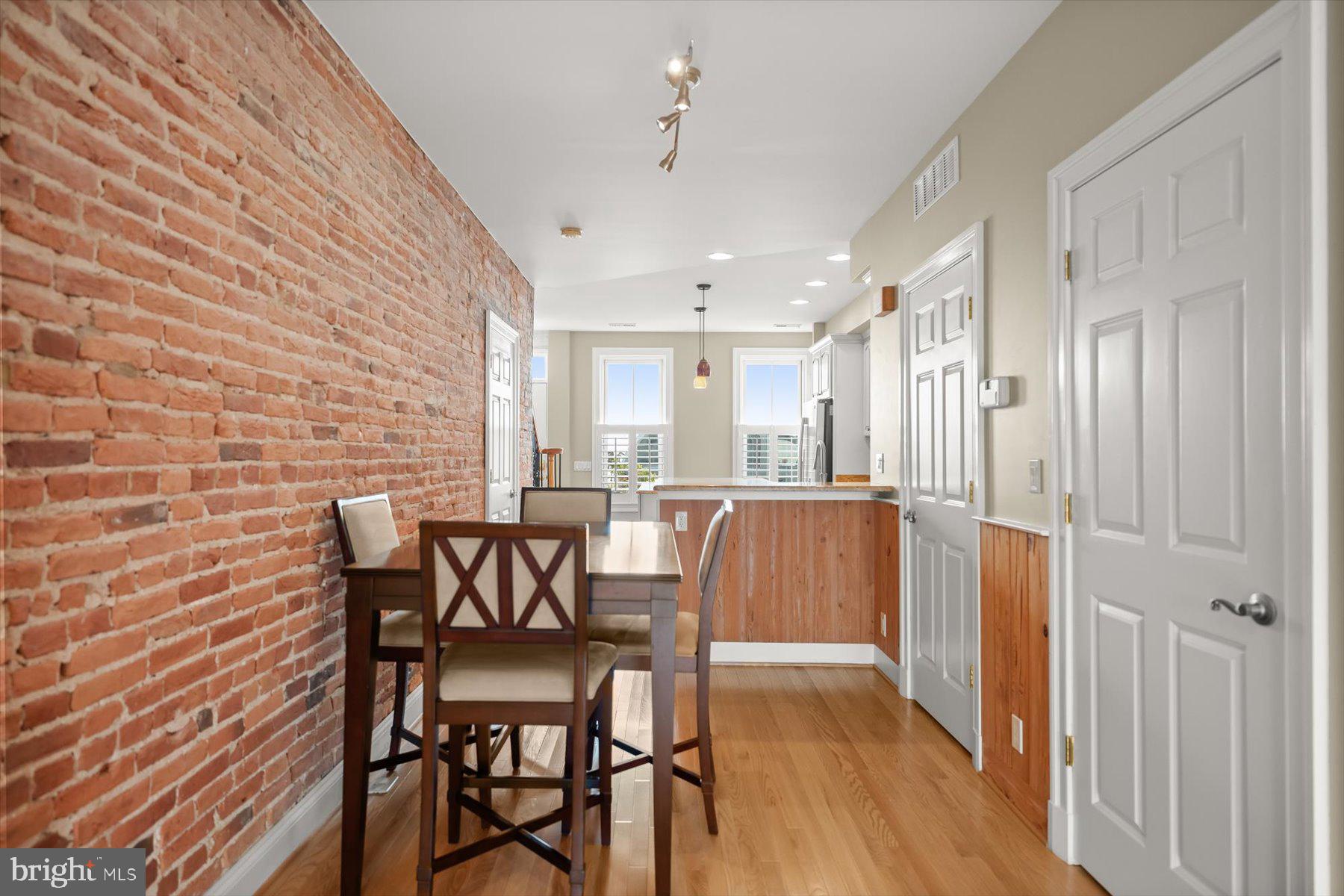 EASTPORT - Residential