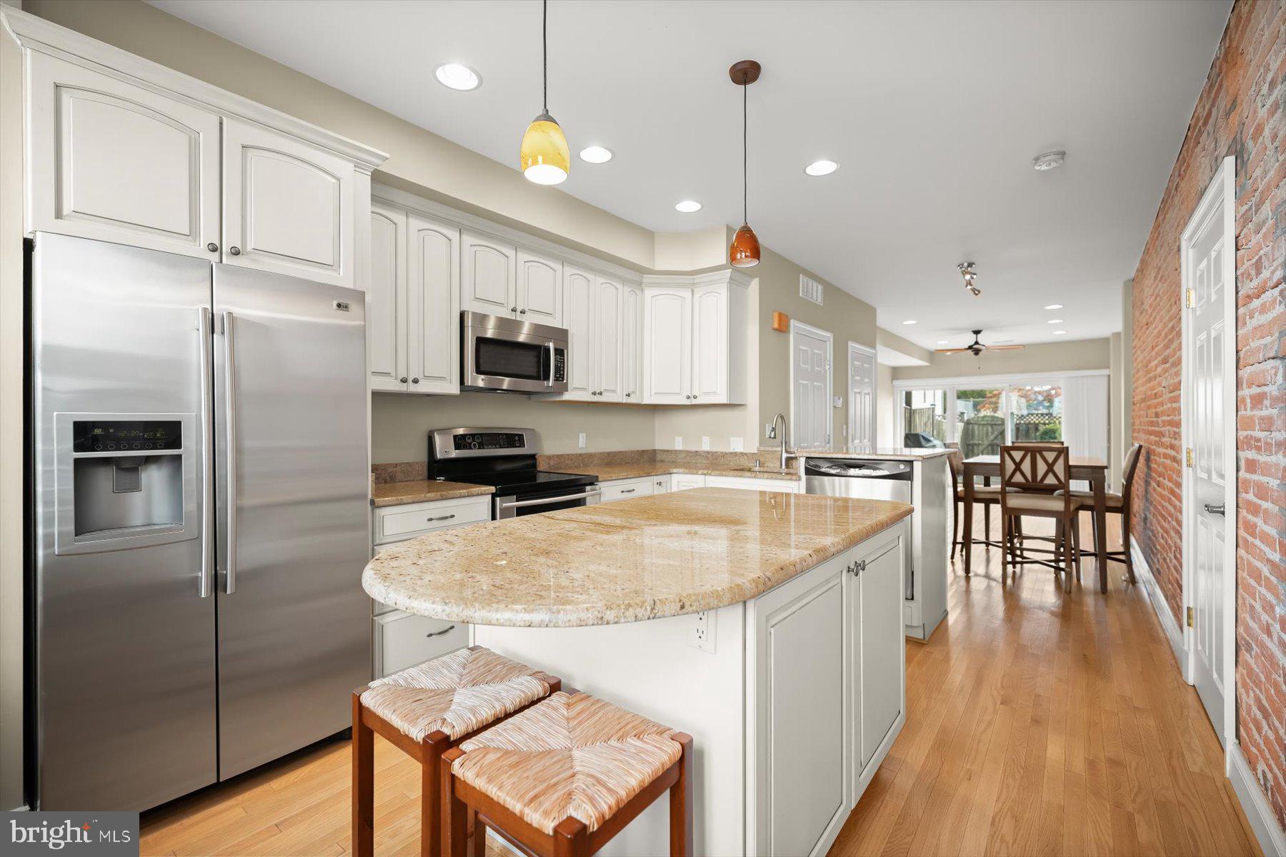 EASTPORT - Residential