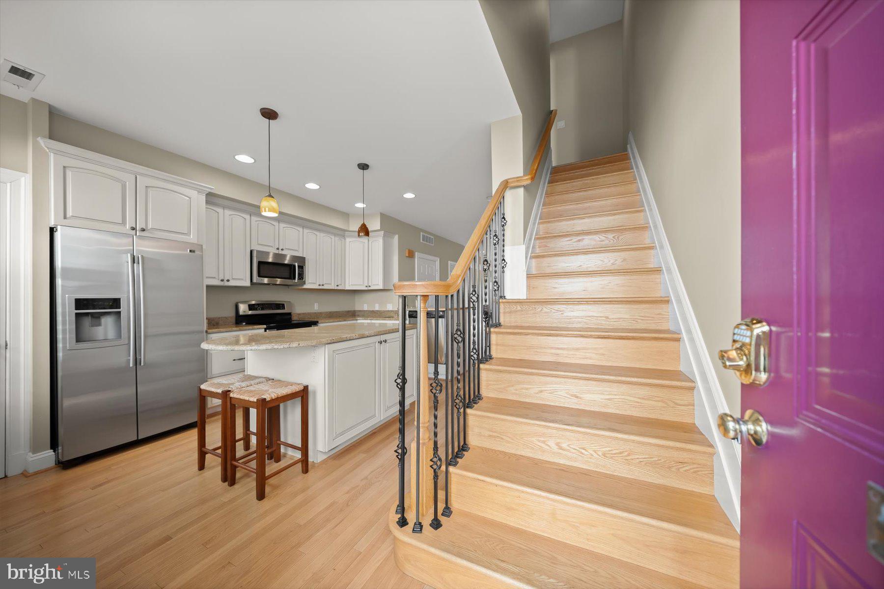 EASTPORT - Residential