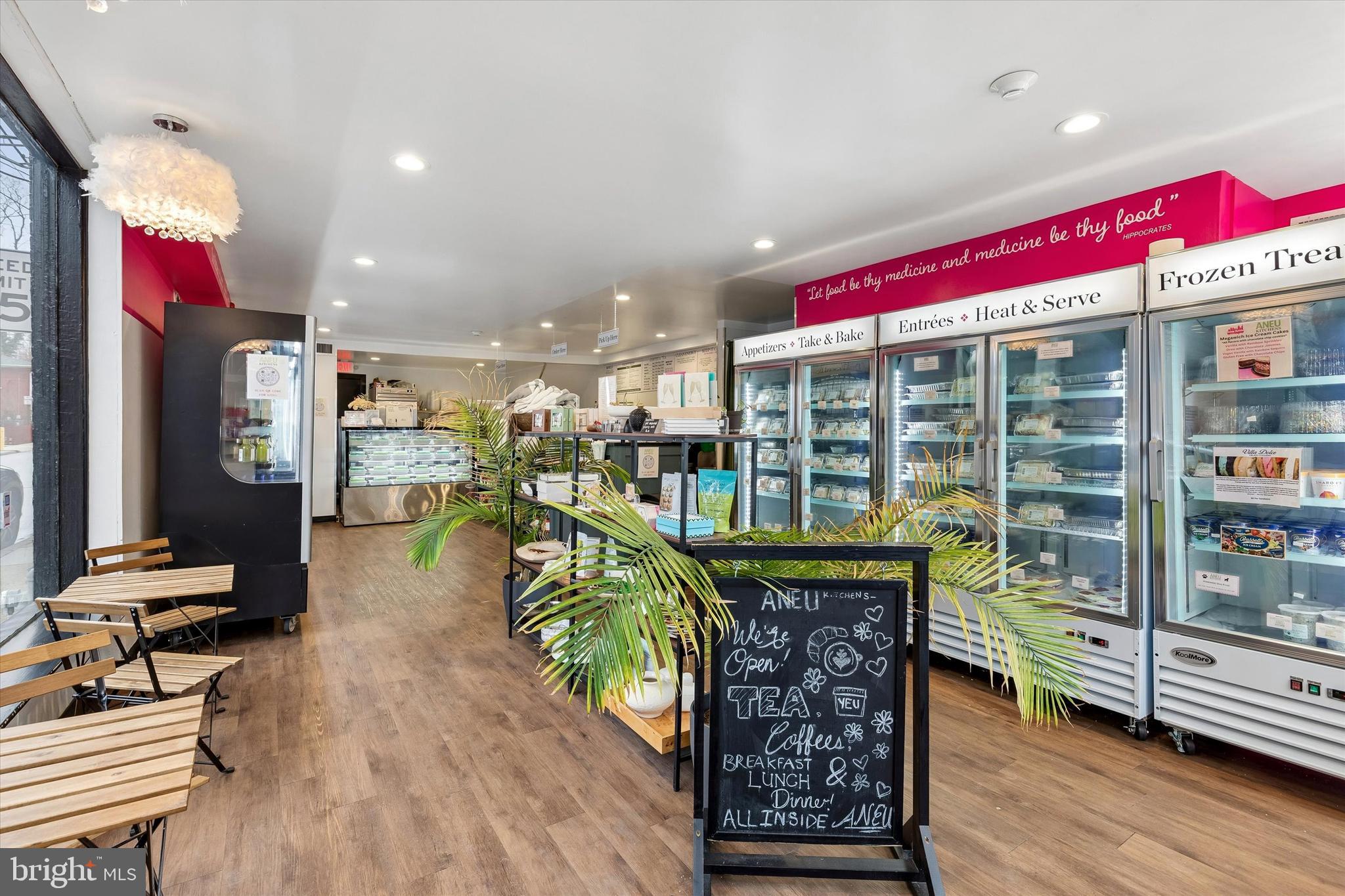 BRYN MAWR - Commercial Sale