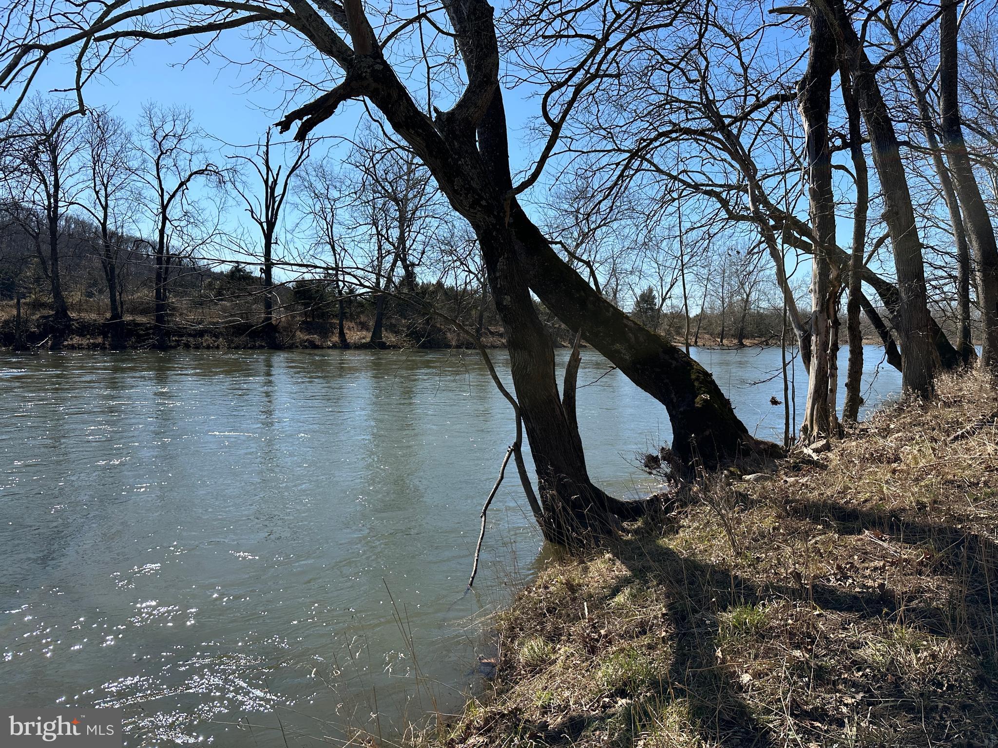 TROUGH OVERLOOK - Land