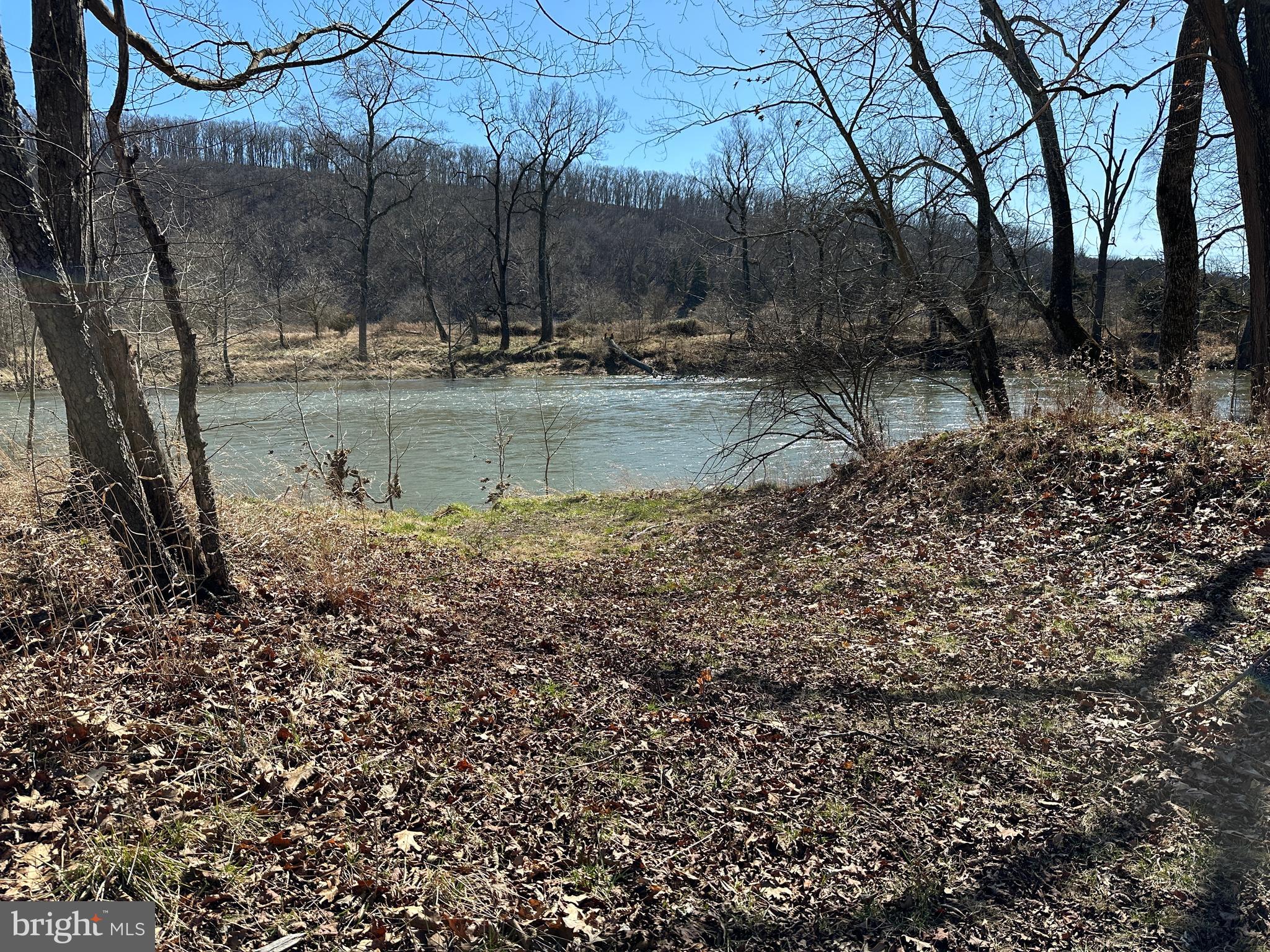 TROUGH OVERLOOK - Land