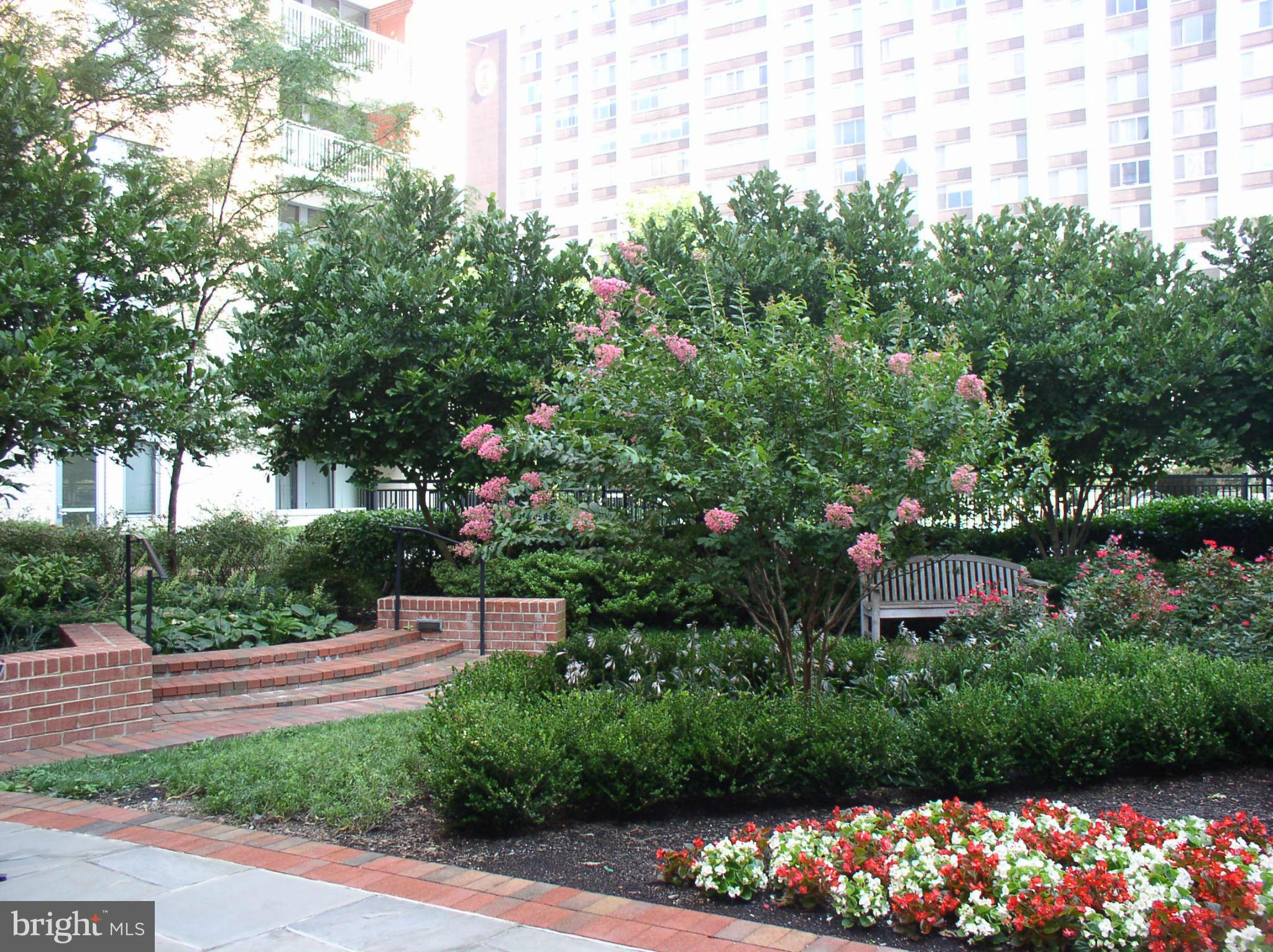 GALLERY AT WHITE FLINT - Residential Lease